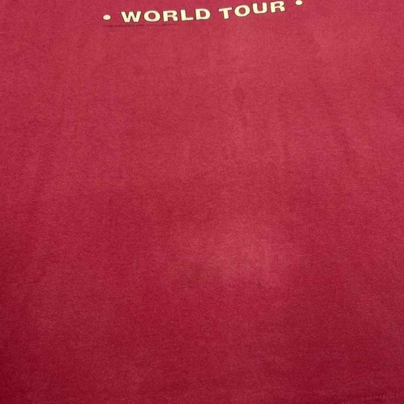 Fruit Of The Loom VINTAGE Status Quo (1996) Can’t Stop World Tour T-Shirt XL Red Graphic Print Men’s Short Sleeve Cotton Pop Rock Band Single Stitch Shirt Size US XL / EU 56 / 4 - 4 Thumbnail