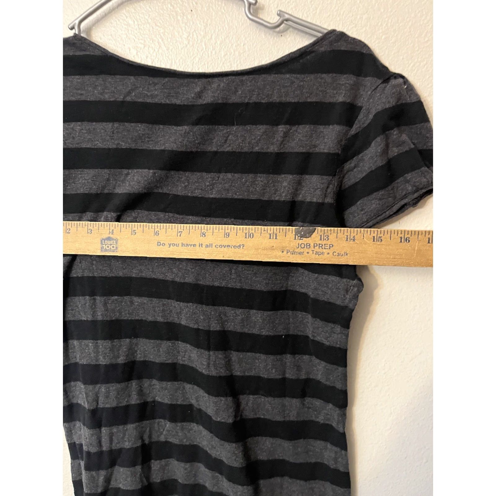 Old Navy Old Navy T-Shirt Women's Medium Black Gray Striped Short Sleeve Crew Neck Tee Size M / US 6-8 / IT 42-44 - 3 Thumbnail