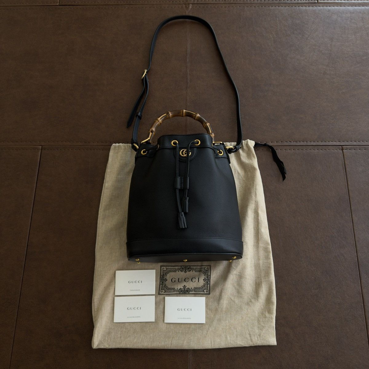 Gucci Bamboo Handle Leather Bucket Shoulder Bag Size ONE SIZE - 1 Thumbnail