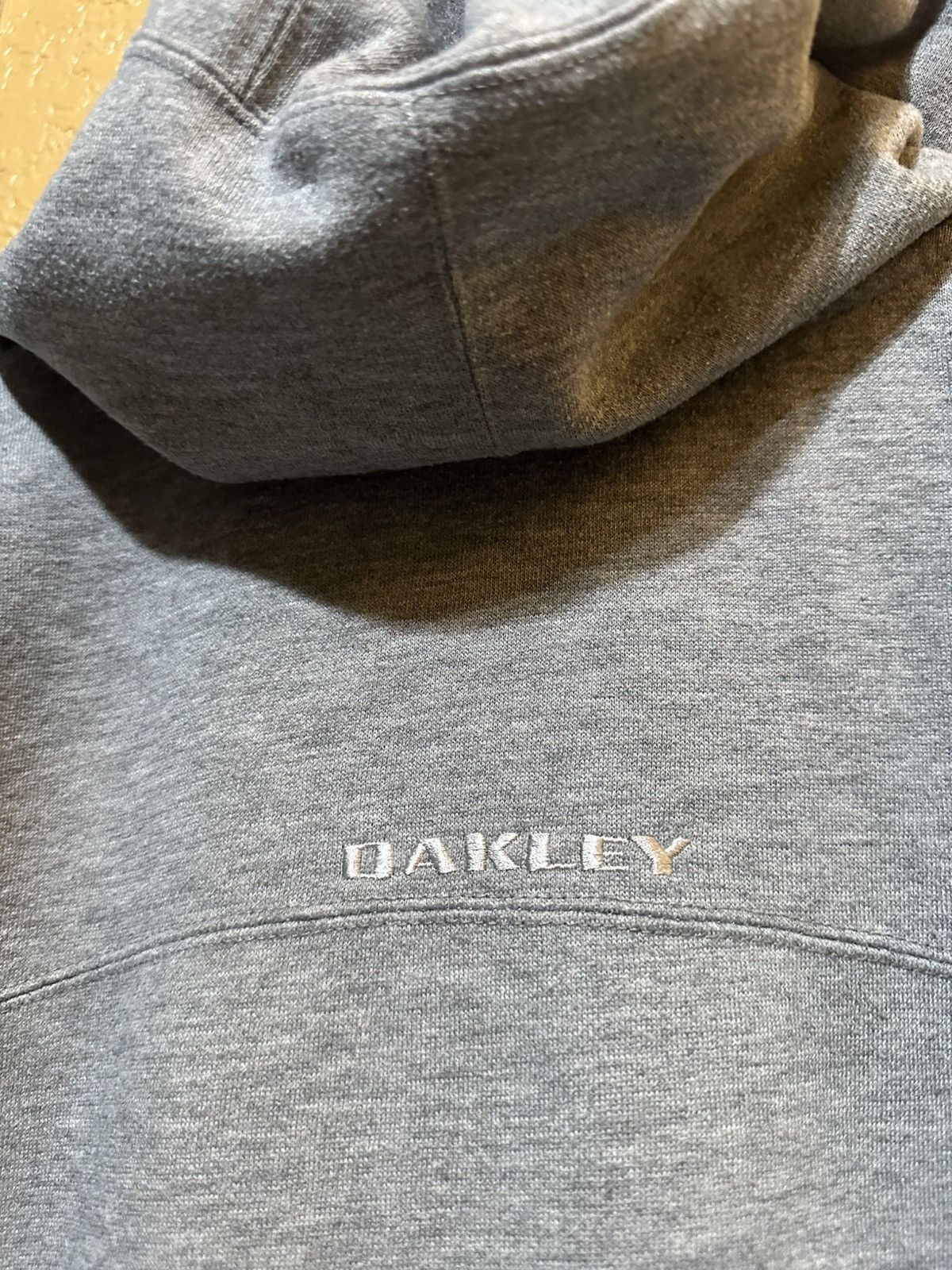 Oakley 📌 Y2K Oakley thumbholes zip up hoodie gorpcore Size US XL / EU 56 / 4 - 6 Thumbnail