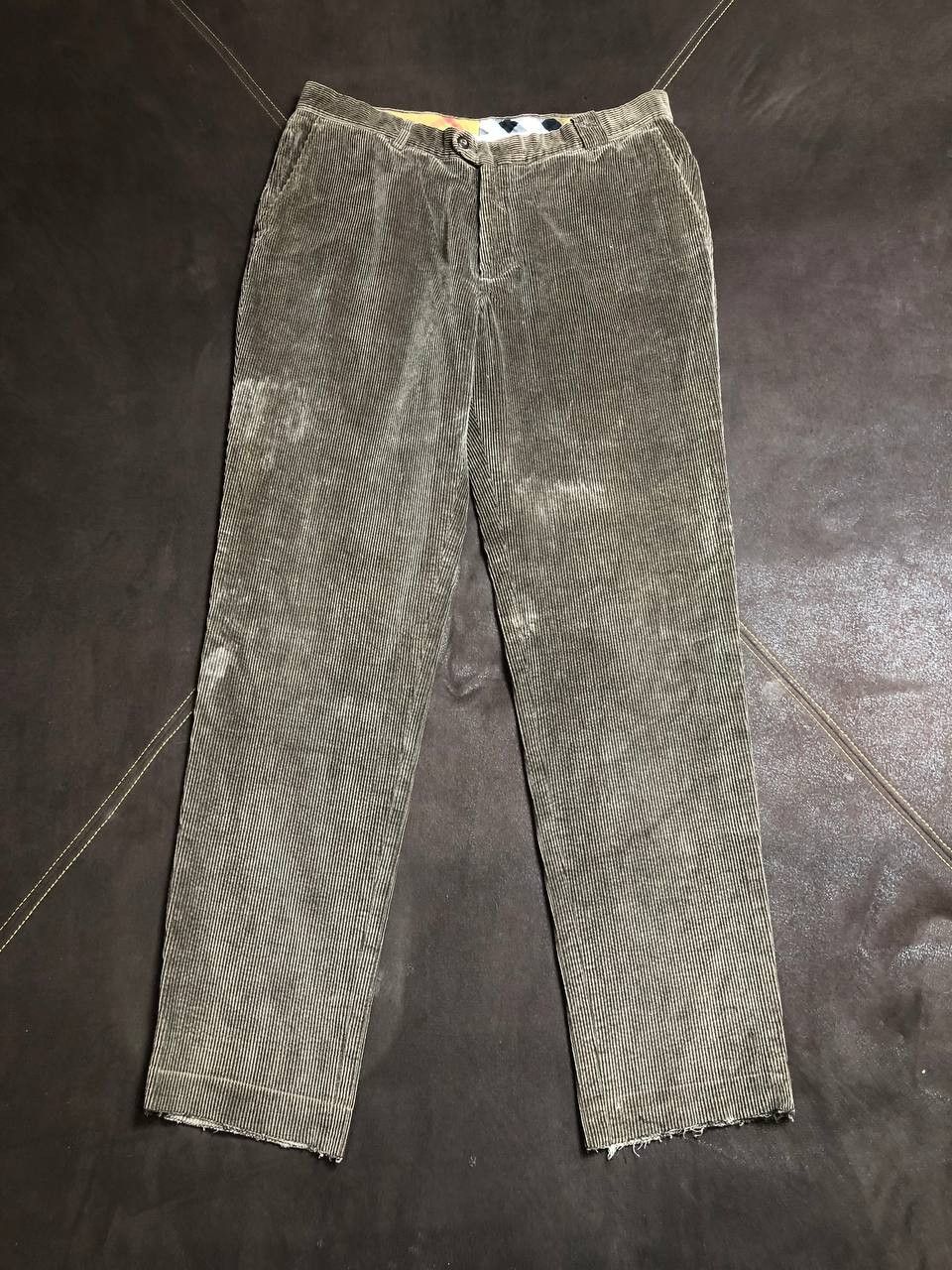 Burberry Burberry denim jeans featuring an embossed leather patch Size US 28 / EU 44 - 1 Thumbnail