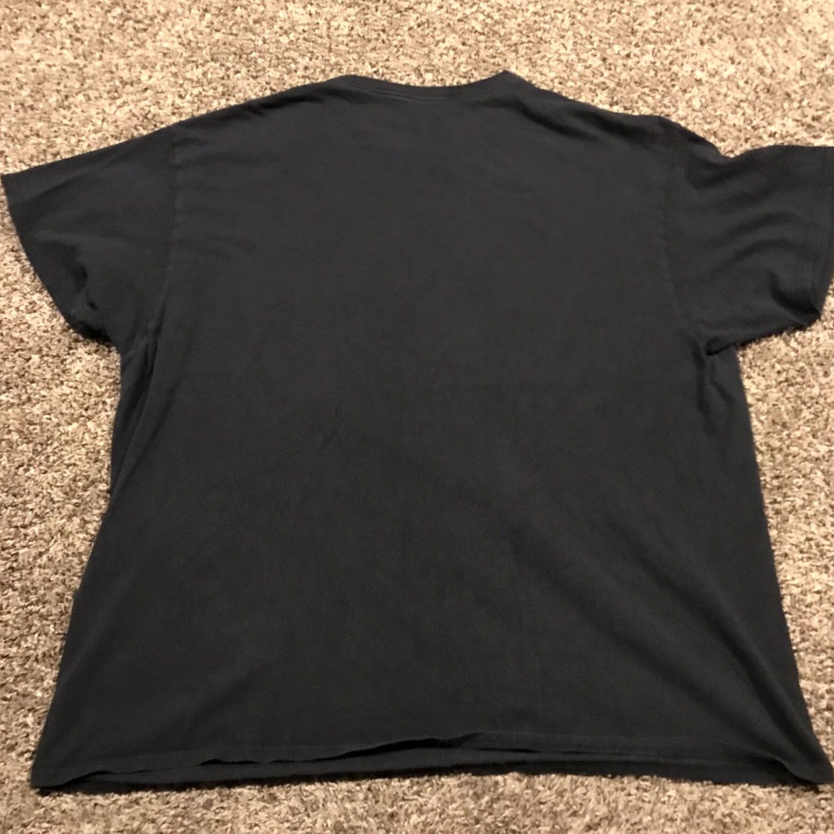 Vintage Pink Floyd T-Shirt Men XL Black Crew Neck Short Sleeve Logo A8 1987 Reproduction Music Rainbow Prism 2016 Vintage: No Size US XL / EU 56 / 4 - 3 Thumbnail