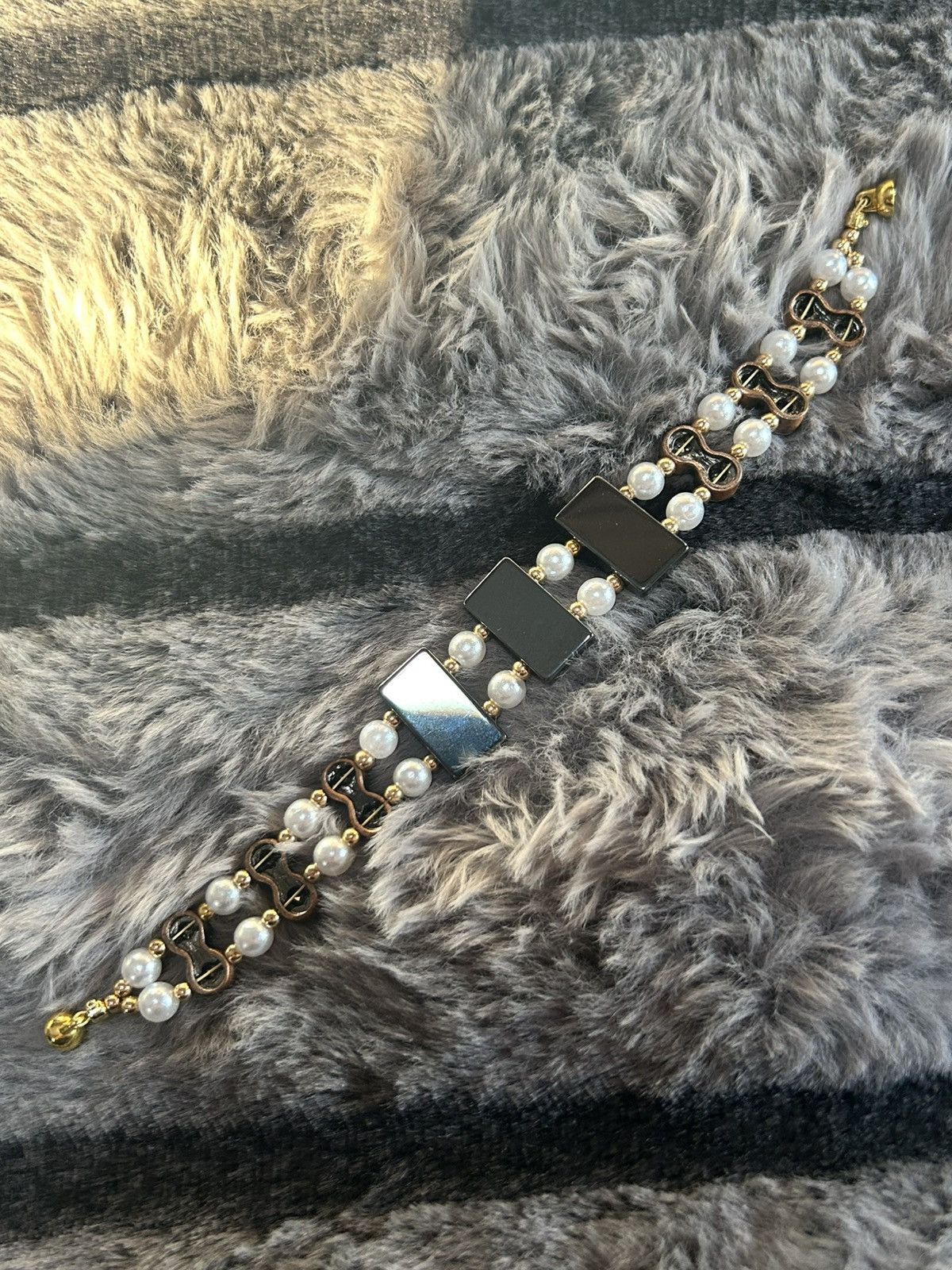 Handmade Handcrafted vintage hematite glass crystal pearl bracelet Size ONE SIZE - 5 Thumbnail