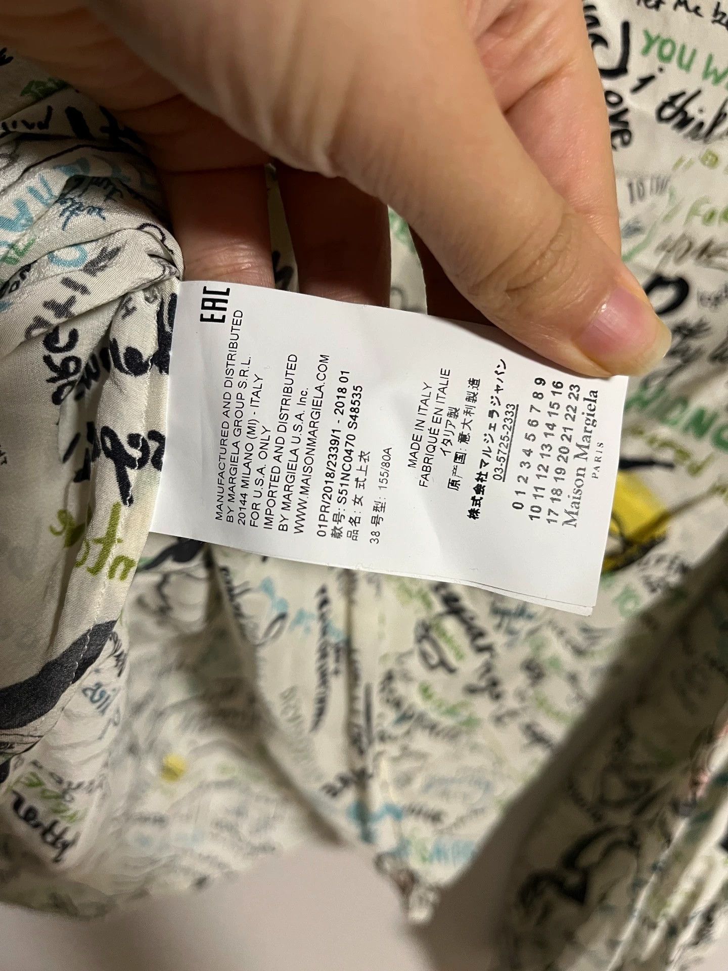 Maison Margiela Maison Margiela Silk Graffiti-Print Shirt Tie-Neck Detail Size XS / US 0-2 / IT 36-38 - 3 Thumbnail
