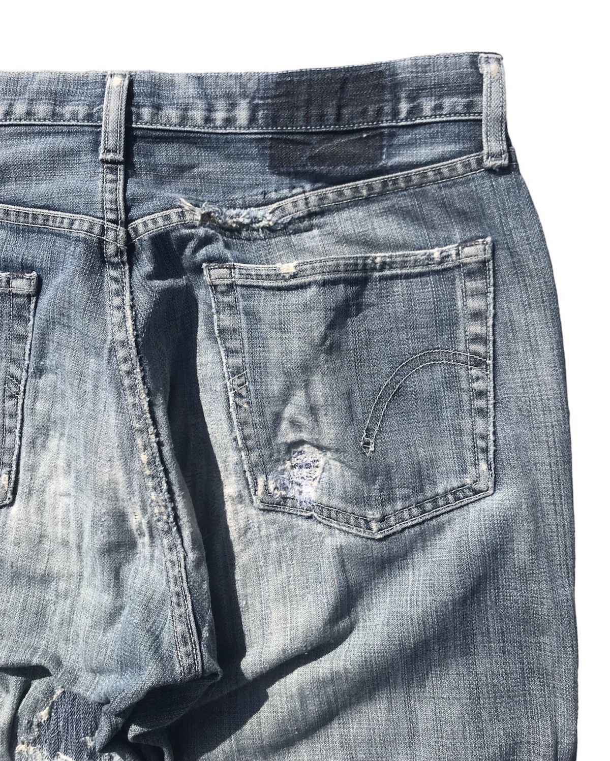 Levi's Thrashed Levi’s 503 Reworked Jeans Size US 32 / EU 48 - 10 Thumbnail