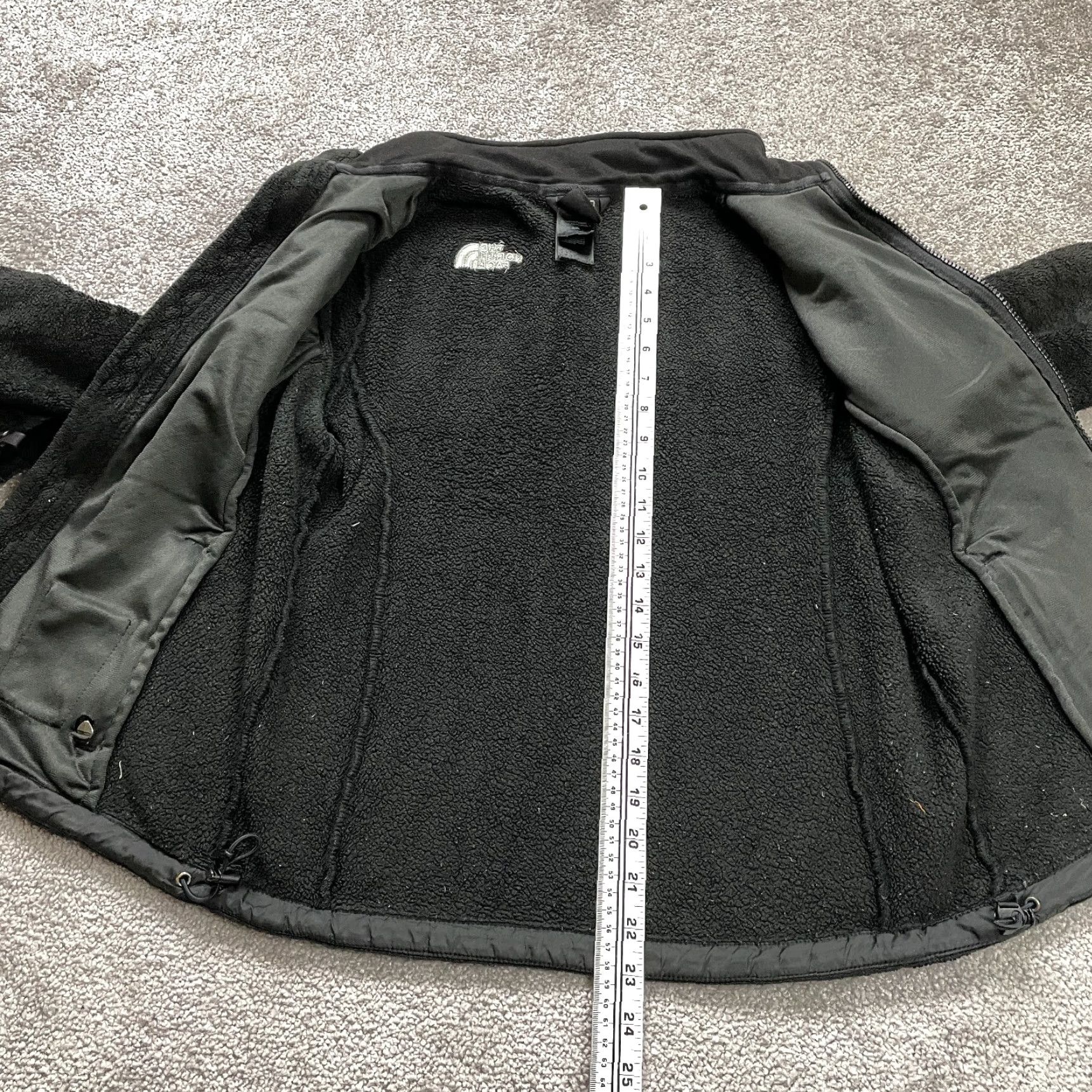 The North Face The North Face Osito Fleece Jacket Women S Black Full Zip Pocket Hiking Size S / US 4 / IT 40 - 2 Thumbnail