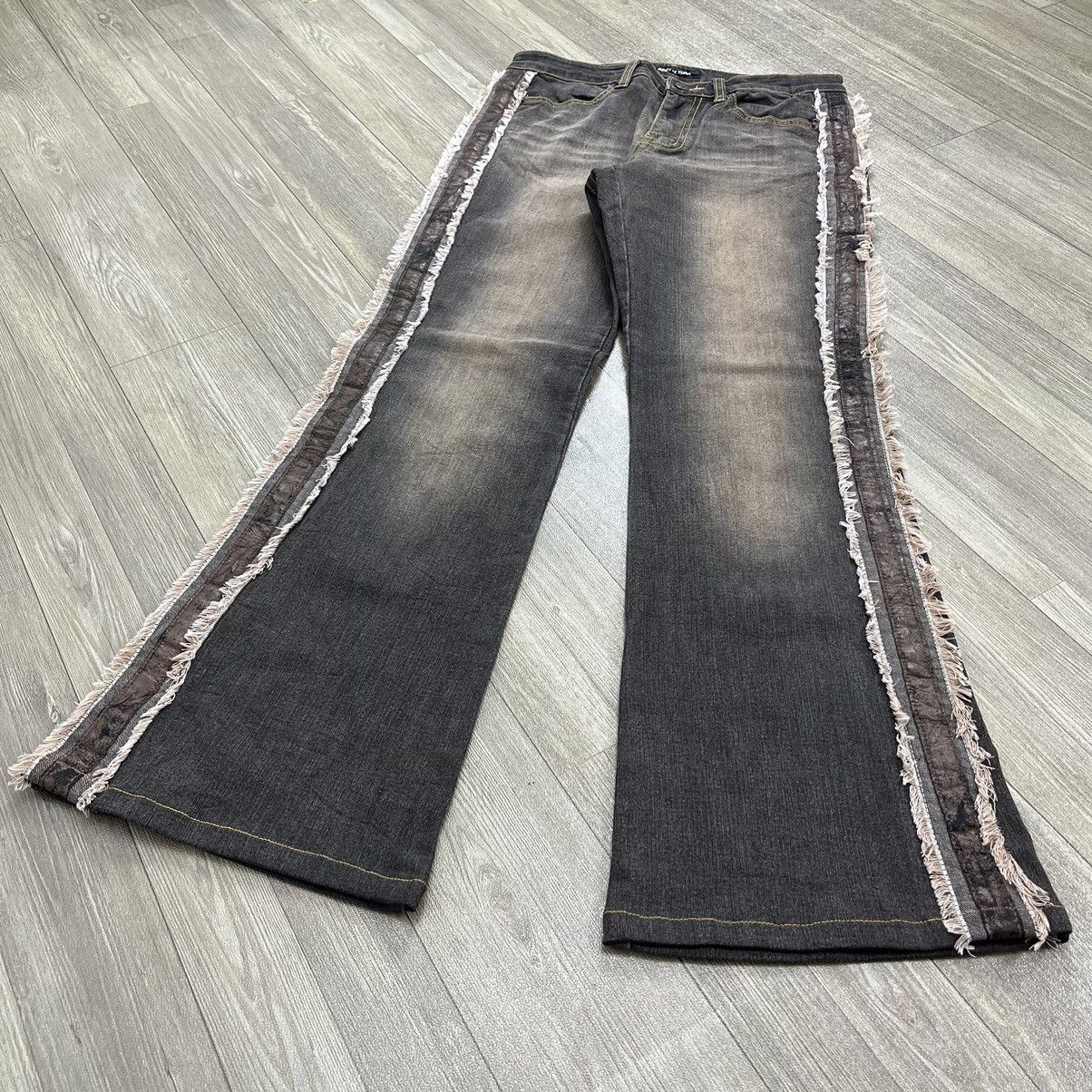 If Six Was Nine × Japanese Brand × Le Grande Bleu (L.G.B.) Y2K Avant Le Temps Waxed Leather Faded Flare Jeans Bootcut Size 27" / US 4 / IT 40 - 2 Thumbnail