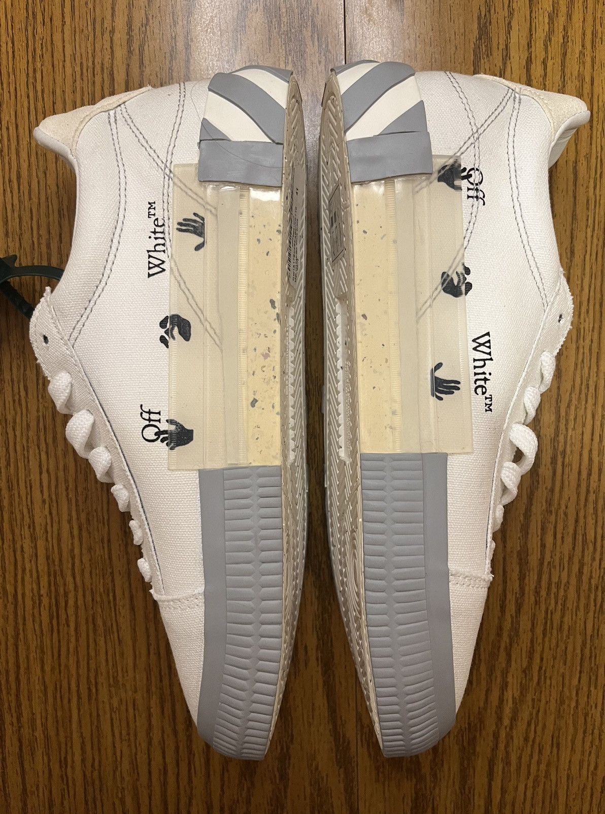 Off-White Off-White Vulcanized Low-Top Sneaker Size US 8 / EU 41 - 4 Thumbnail
