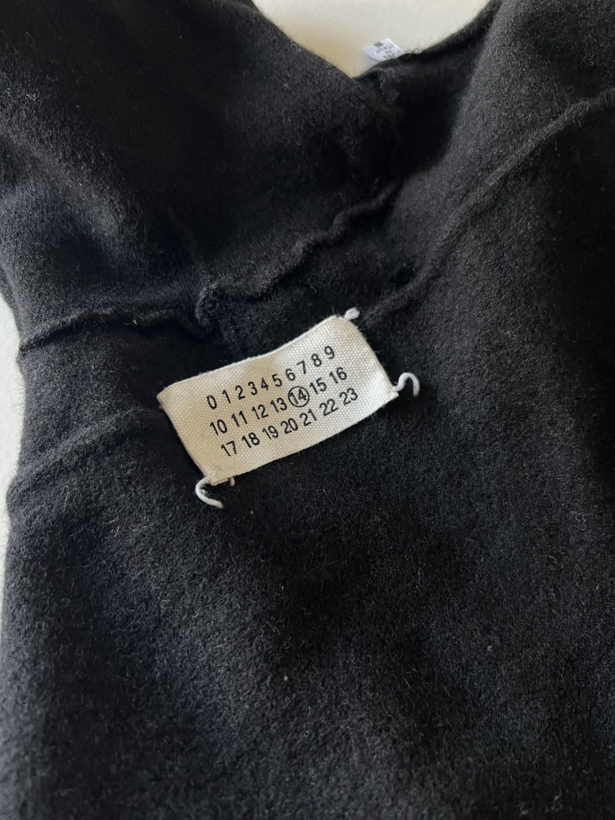 Maison Margiela Maison Margiela Turtle Neck Elbow Patch Wool Sweater Size US S / EU 44-46 / 1 - 6 Thumbnail