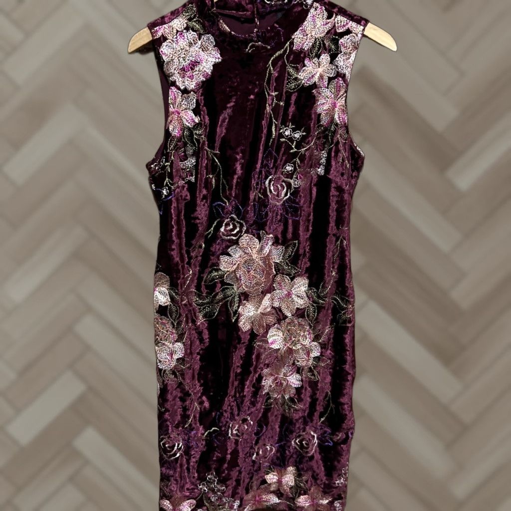 Velour Eci Women’s Dress Tank Velour Floral Sleeveless Maroon 6 Knee Length Women's Size M / US 6-8 / IT 42-44 - 1 Thumbnail