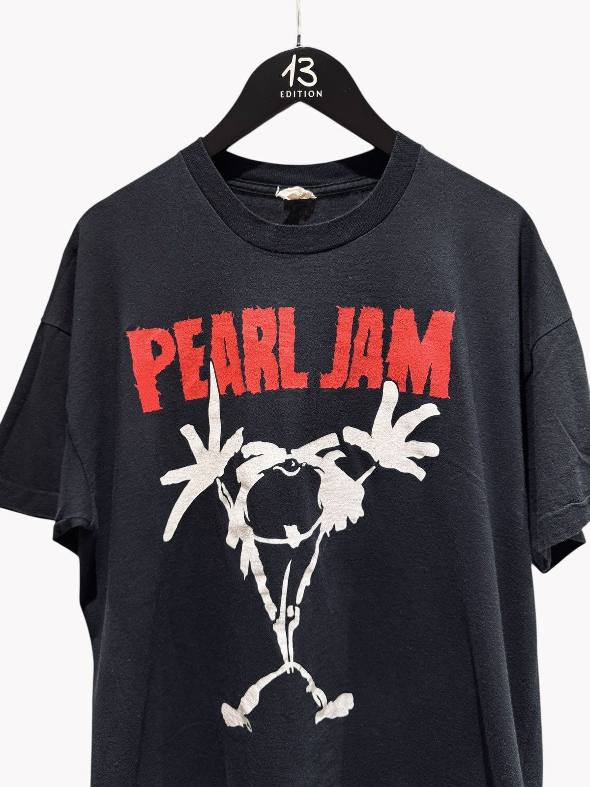 Band Tees Vintage Faded Pearl Jam Band Tee Size US XL / EU 56 / 4 - 3 Thumbnail