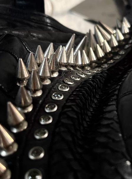 KMRii KMRii Early Custom Rivet Crocodile Leather Tote Bag Size ONE SIZE - 8 Thumbnail