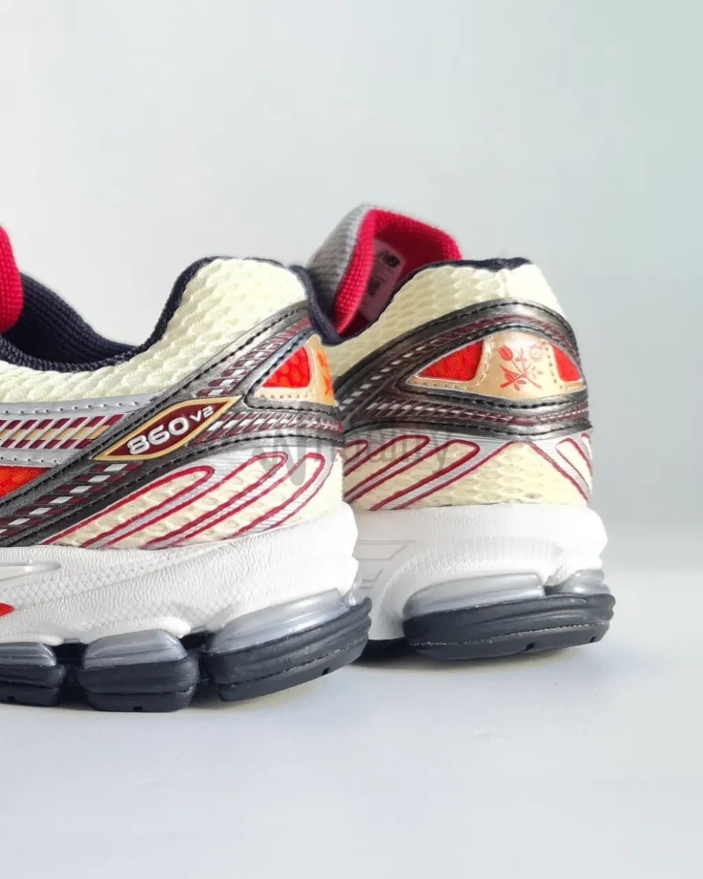 Aime Leon Dore New Balance 860 V2 Aime Leon Dore Red Size US 10 / EU 43 - 4 Thumbnail