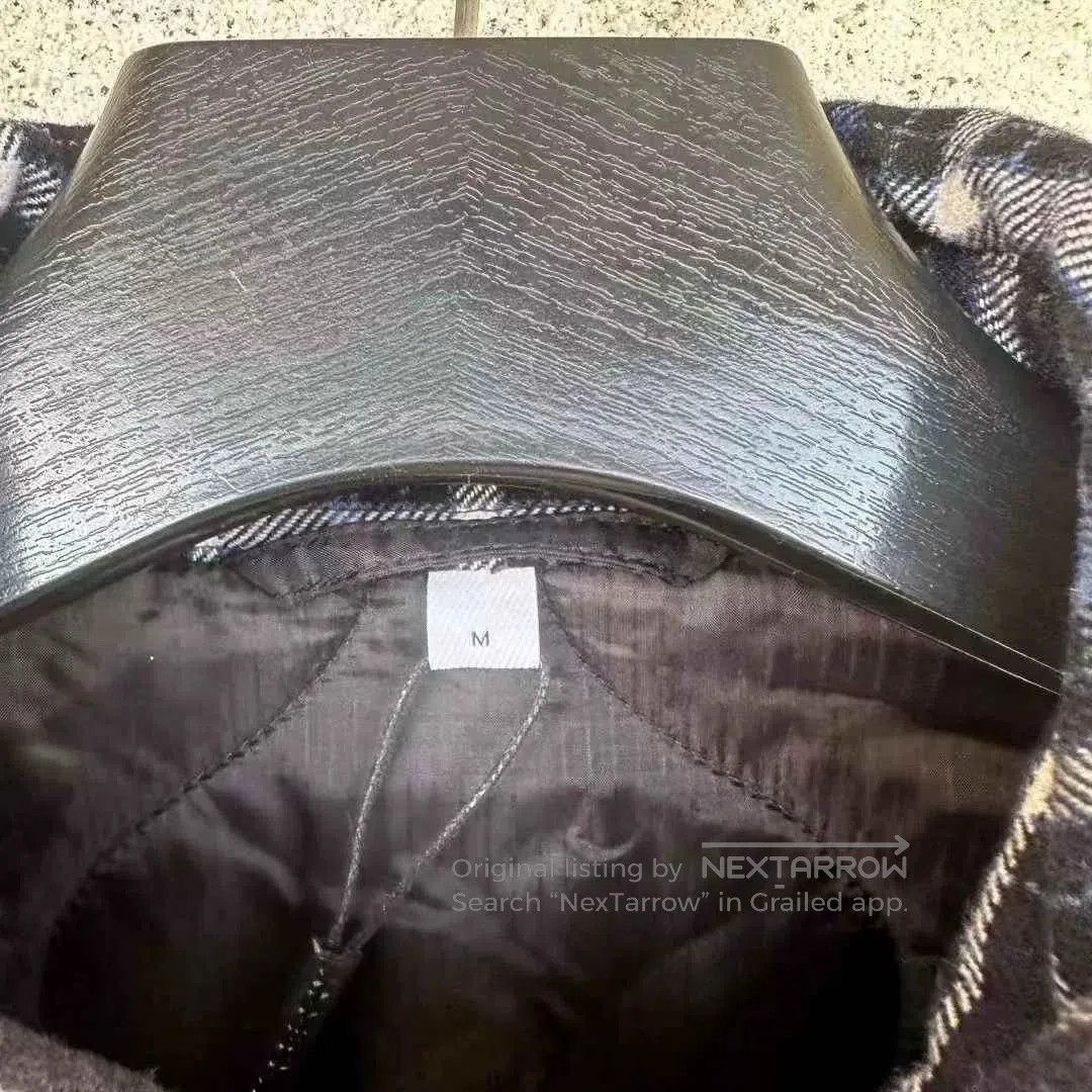 Burberry Burberry Slogan Panel Down Jacket. Size US M / EU 48-50 / 2 - 2 Thumbnail