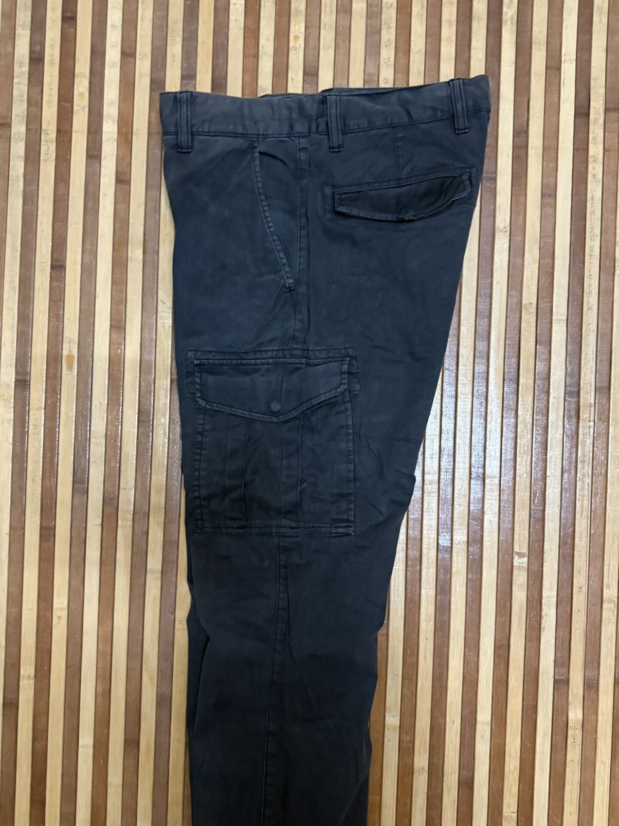 Uniqlo Uniqlo Faded Cargo Pants / Streetwear / Multipocket / W29X31 Size US 29 - 10 Thumbnail
