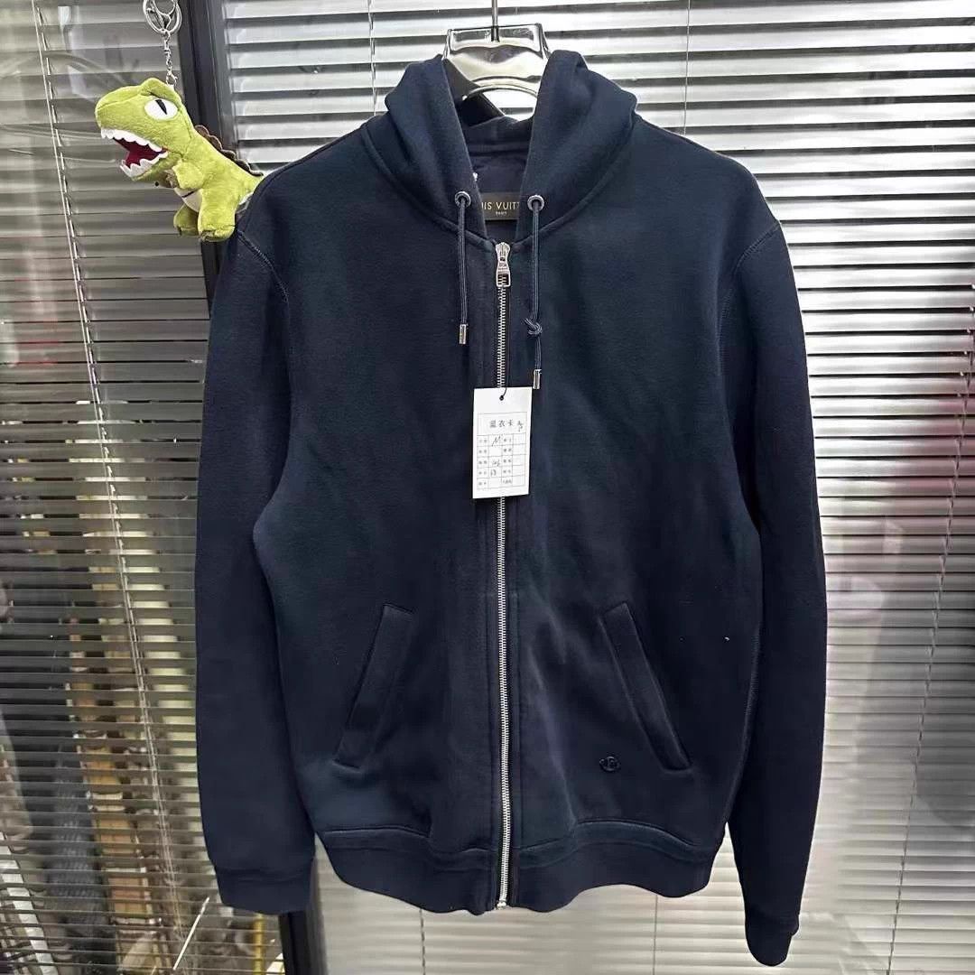 Louis Vuitton LV Men's Small Logo Jacket M 95 New Size US M / EU 48-50 / 2 - 1 Thumbnail