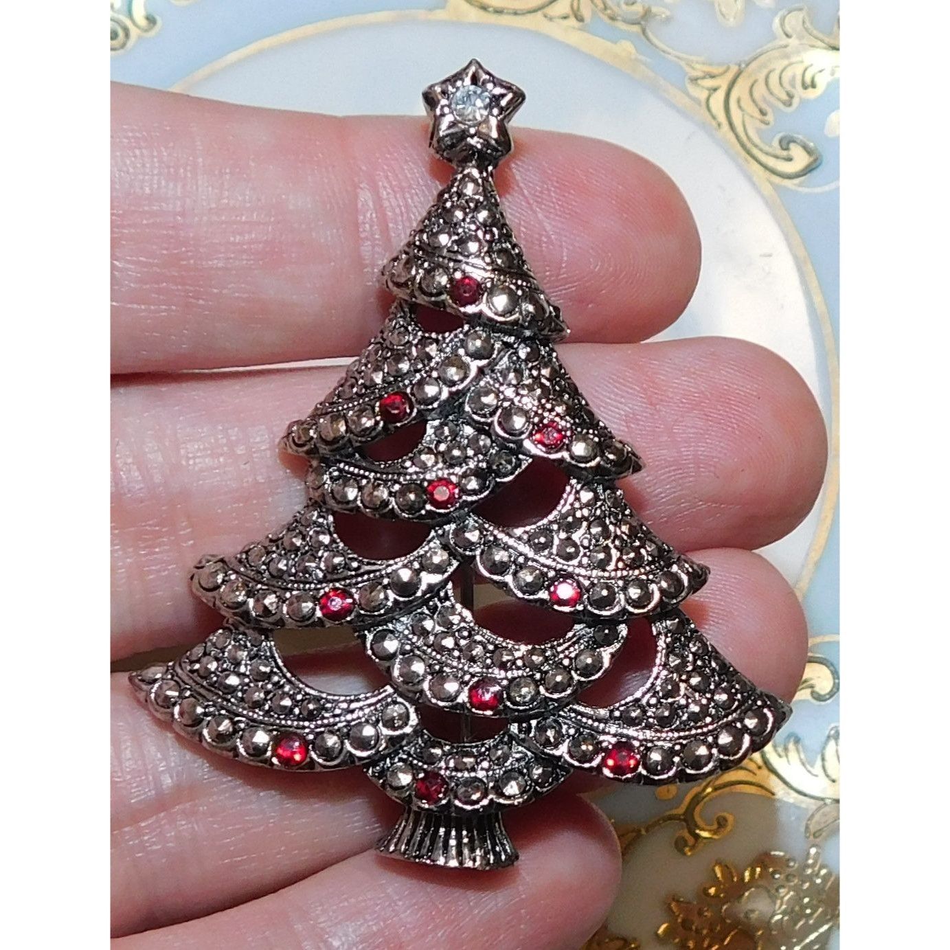 Other Vintage Avon Christmas Tree Brooch Red And Silver Tone Size ONE SIZE - 1 Thumbnail