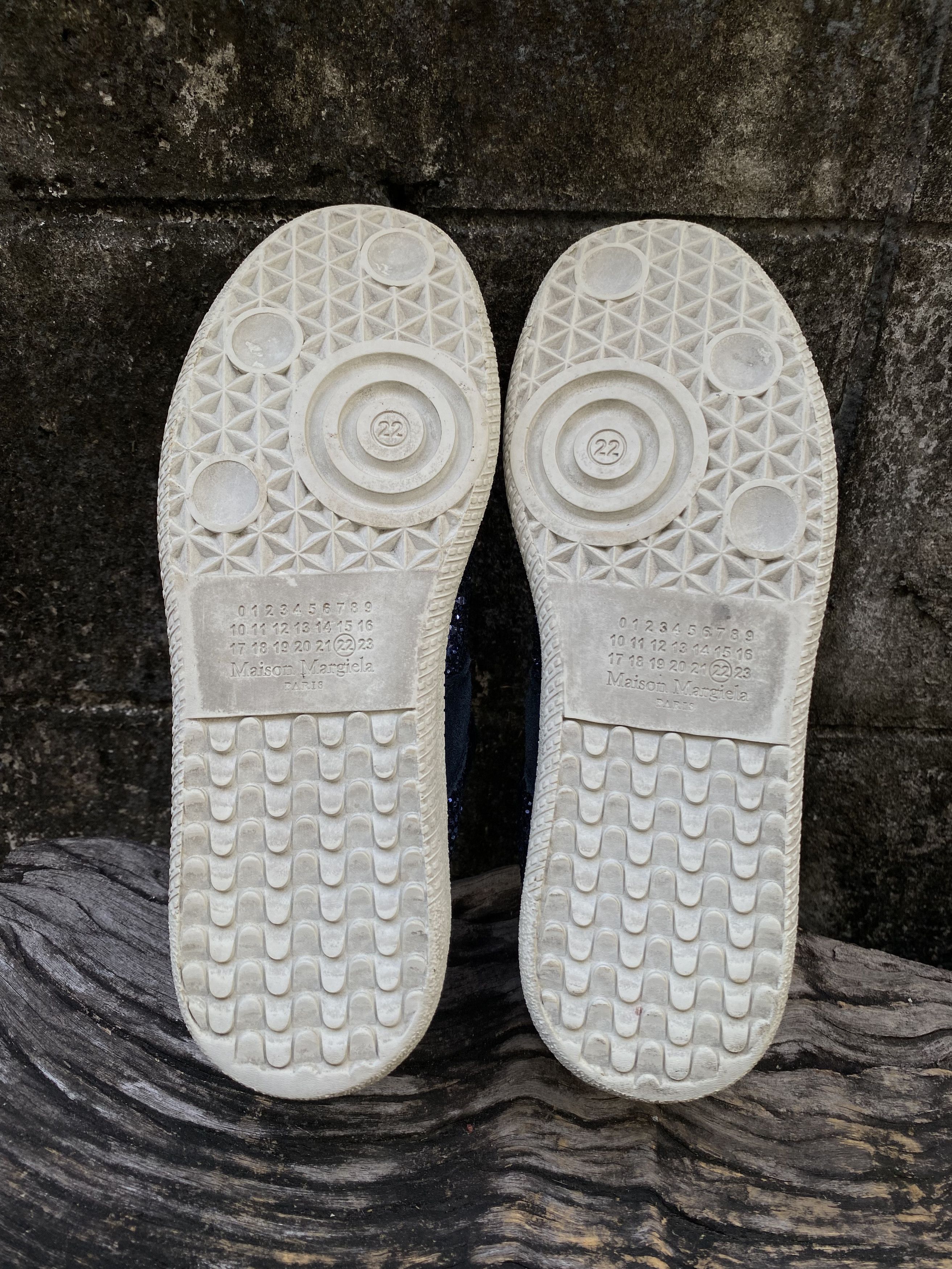 Maison Margiela Maison Margiela Replica Glitter Navy Sneakers EU36 Size US 6 / IT 36 - 7 Thumbnail