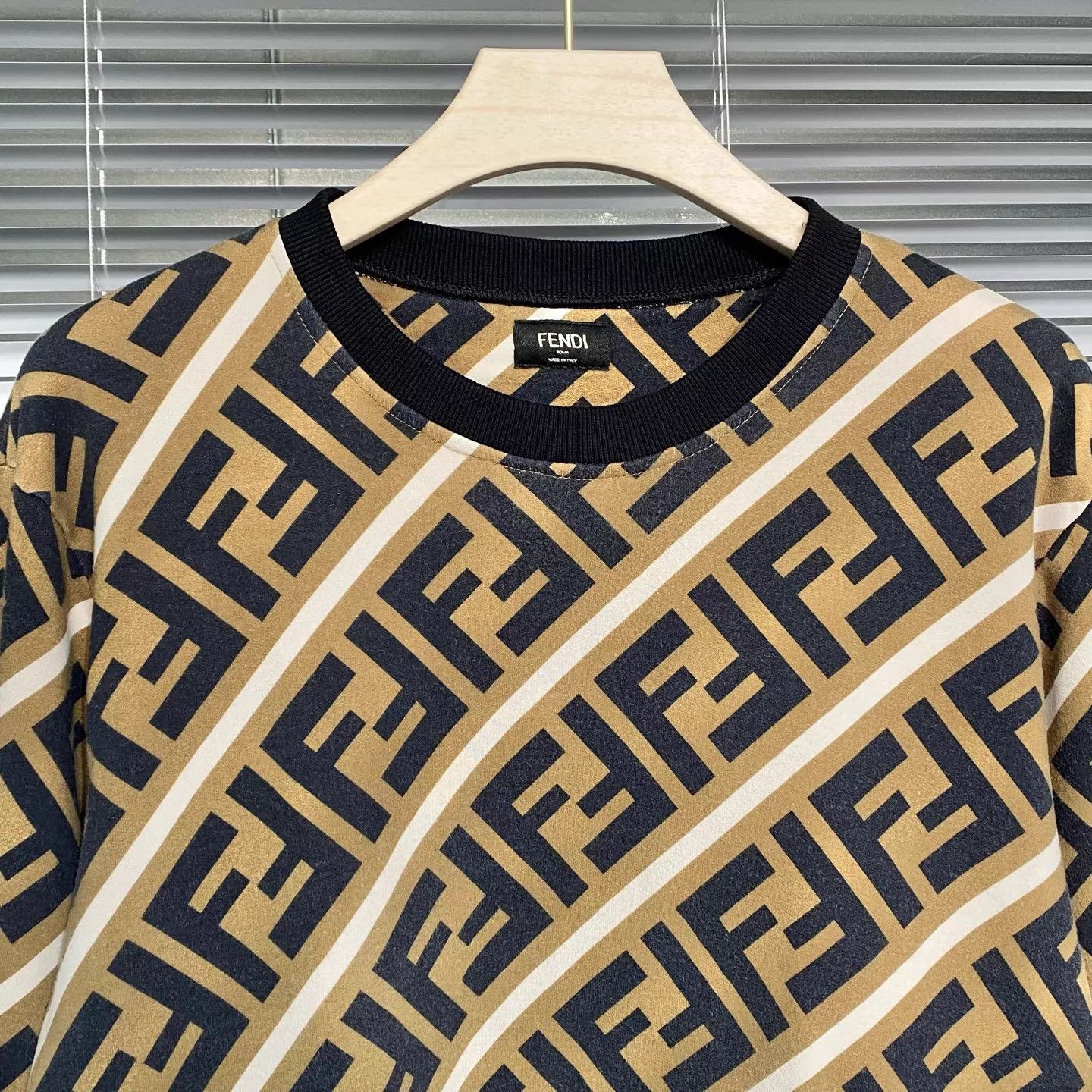 Fendi Fendi Classic FF Monogram Brown Sweatshirt XXL Size US XXL / EU 58 / 5 - 3 Thumbnail