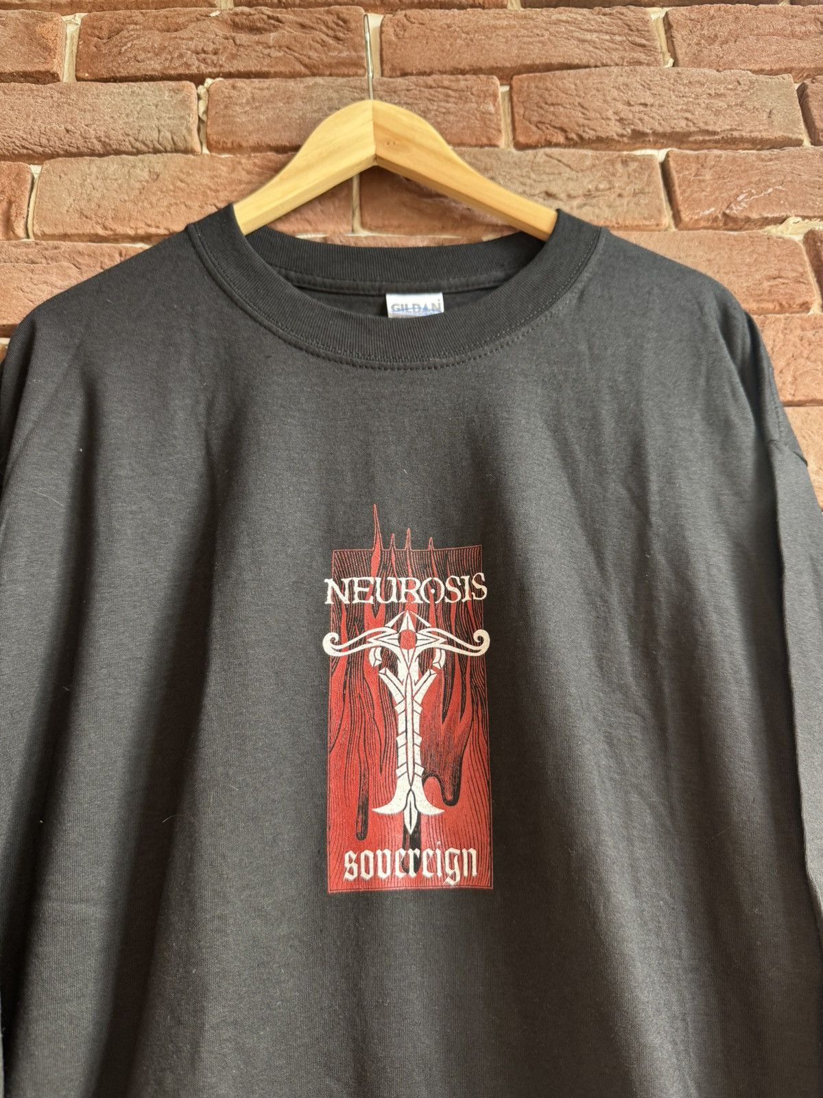 Band Tees Rare Vintage 00s Neurosis Sovereign 2004 Metal Band Tee Long Size US XL / EU 56 / 4 - 3 Thumbnail