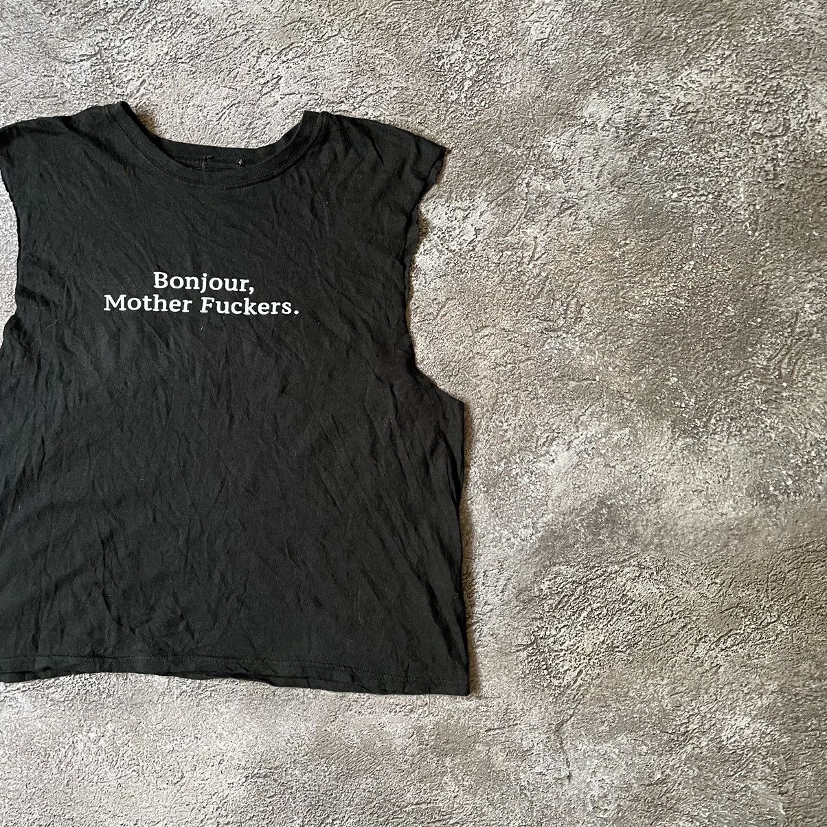 Vintage Vintage Y2K Bonjour Graphic Tee Relaxed Fit Streetwear S Size US S / EU 44-46 / 1 - 4 Thumbnail