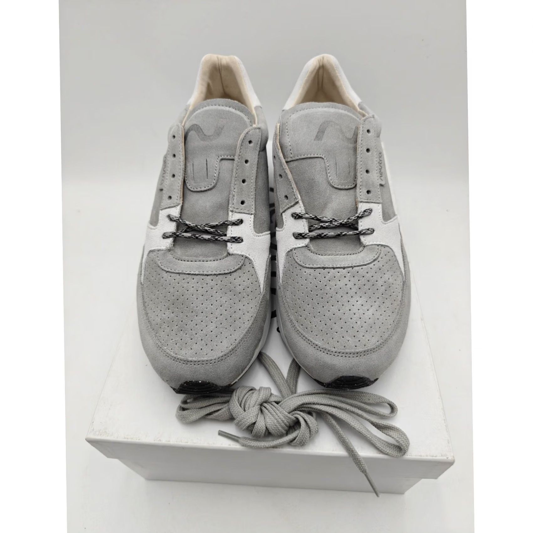 Vibram Nevtra Hakone V.1 Shoes Mens 9.5 Gray Suede Low Top Running Vibram Sneaker Size US M / EU 48-50 / 2 - 2 Thumbnail