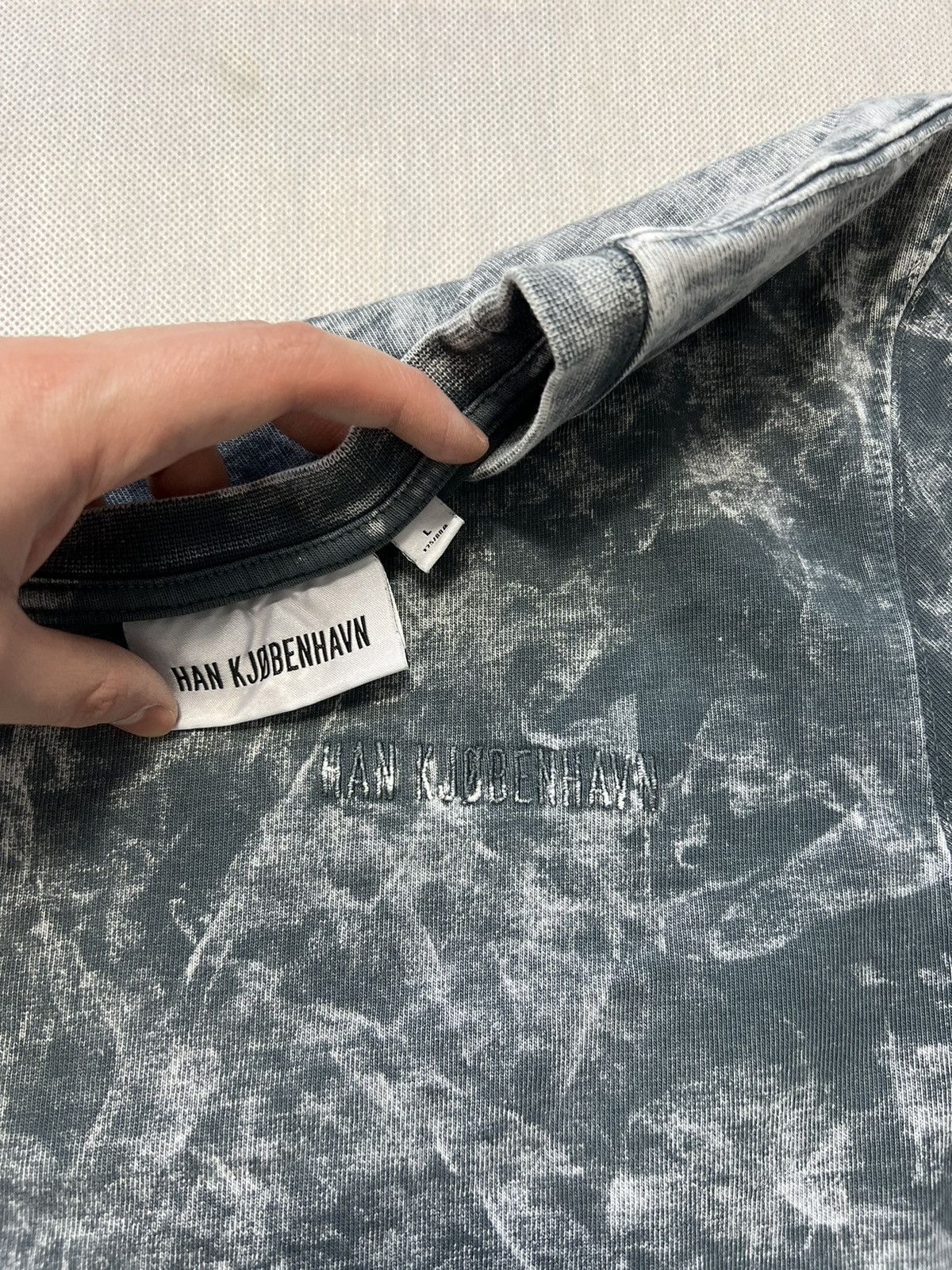 Han Kjobenhavn Rare Sweatshirt Han Kjobenhavn patterns faded Size US L / EU 52-54 / 3 - 3 Thumbnail