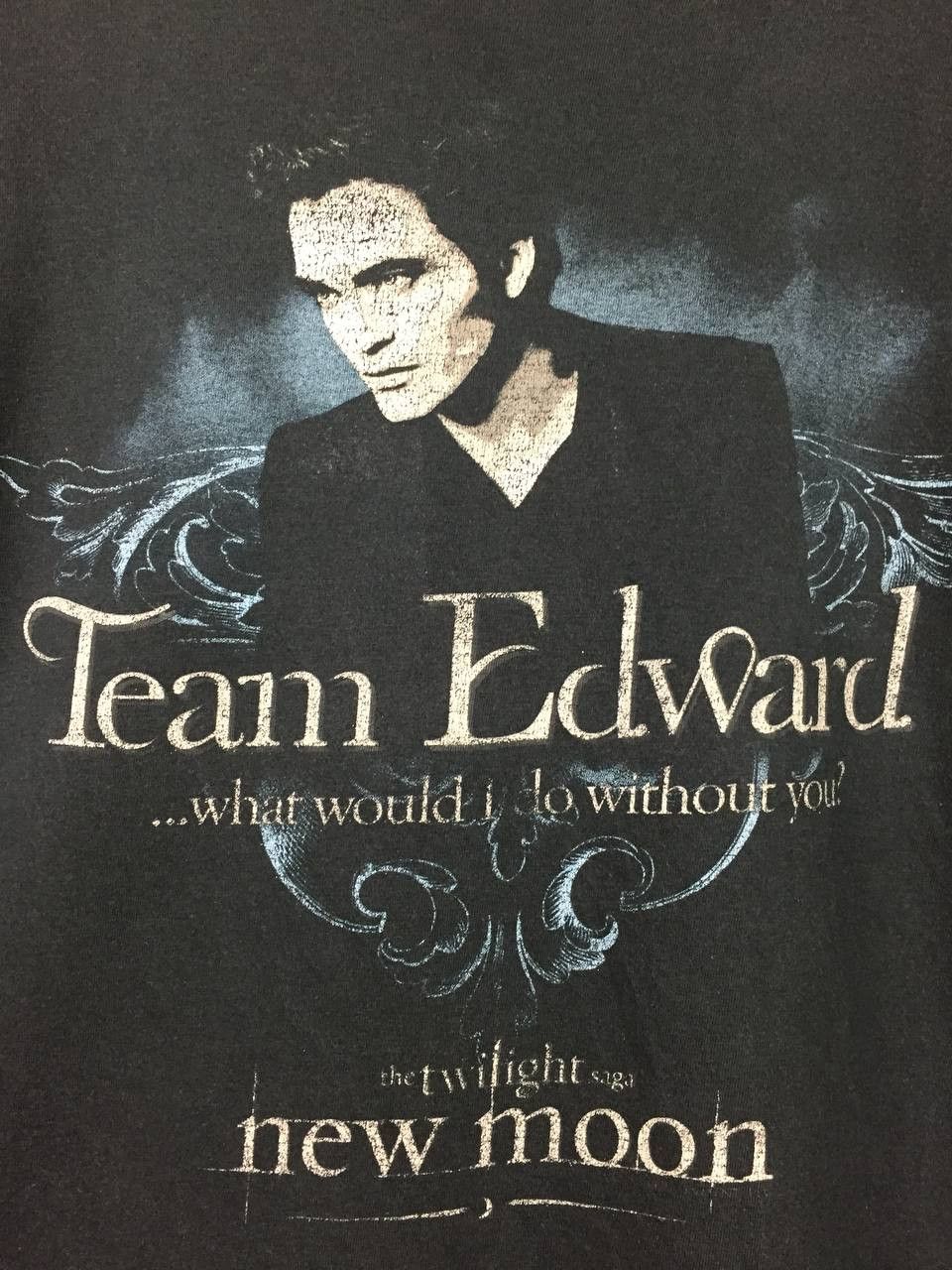 Vintage Vtg Team Edward Twilight Saga New Moon Movie Promo Tee Size US L / EU 52-54 / 3 - 4 Thumbnail