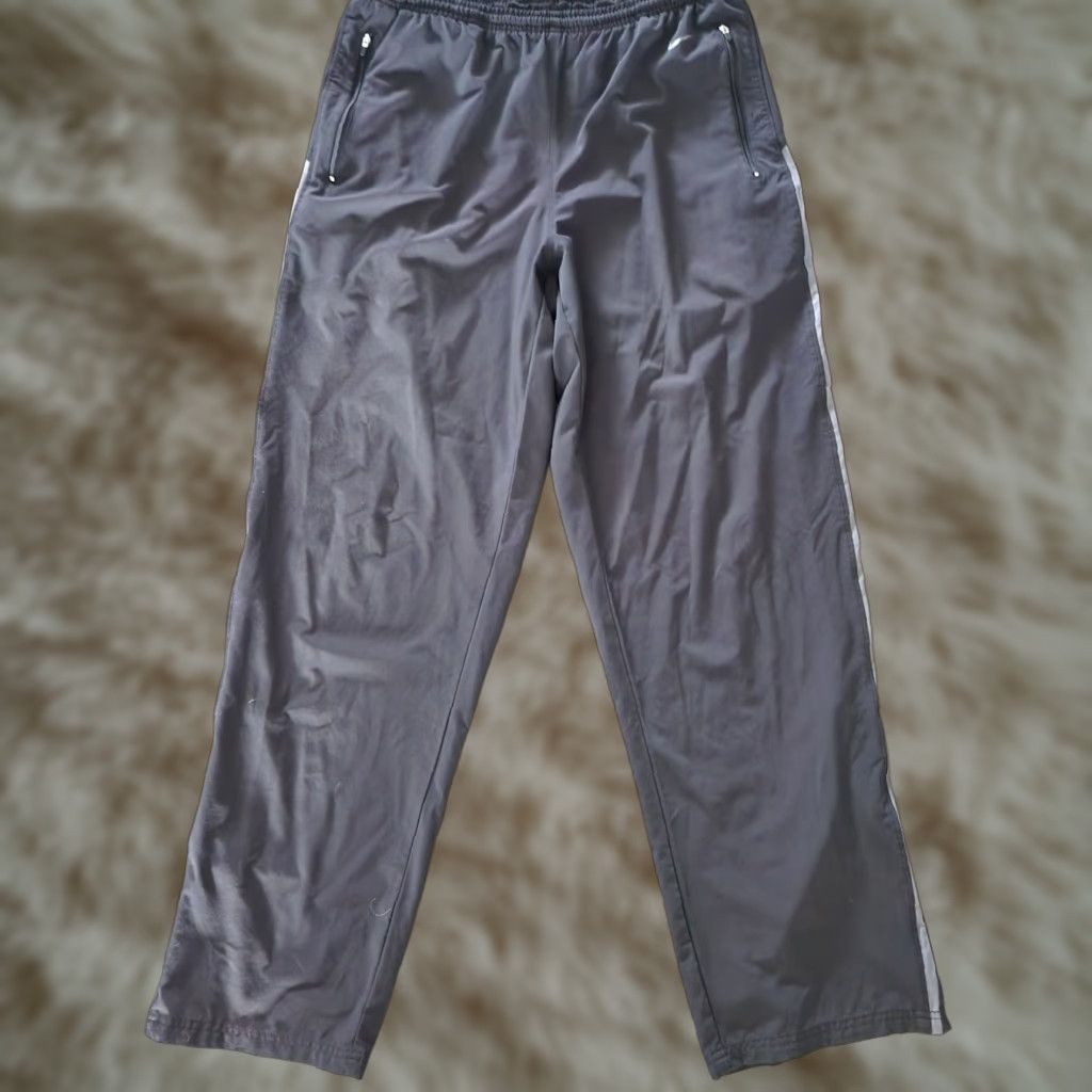Nike Nike Dri-FIT Men’s M Dark Gray Striped Athletic Pants with Zip Pockets Track Pants Mens Size US 31 - 1 Thumbnail