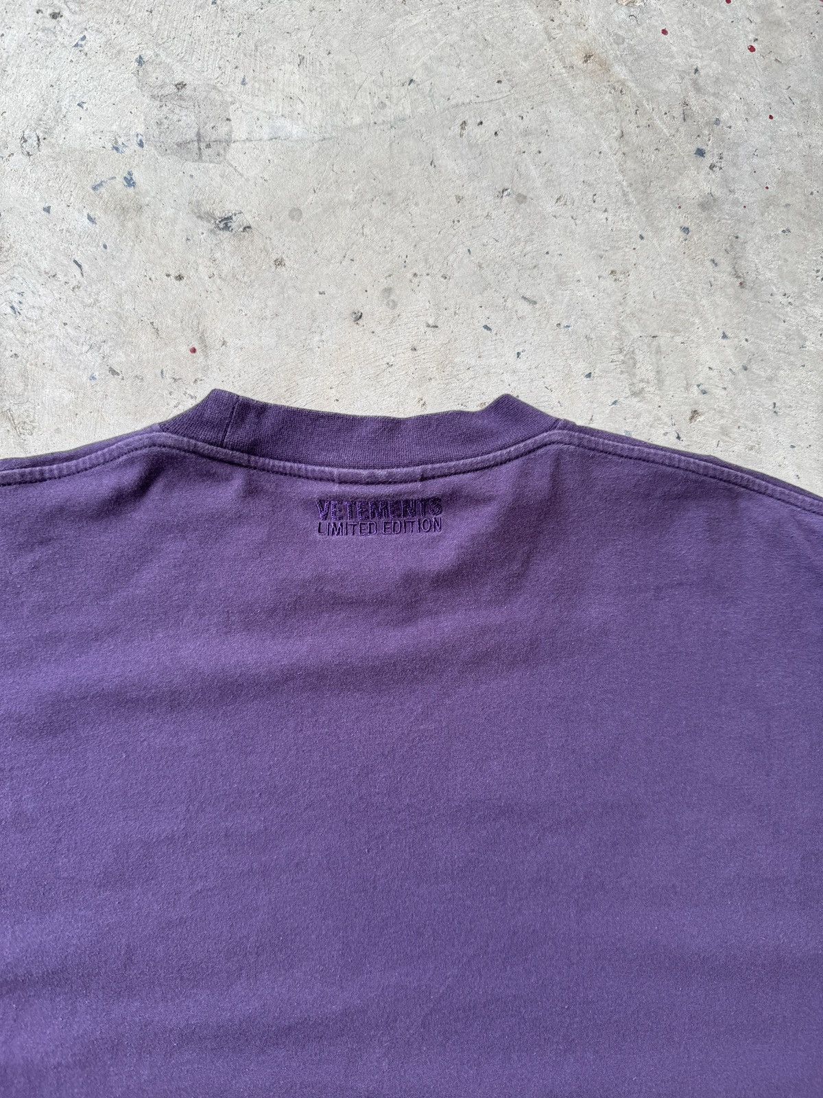 Vetements *RARE* VETEMENTS PARIS GVASALIA STRANGER THINGS NETFLIX TEE Size US S / EU 44-46 / 1 - 13 Thumbnail