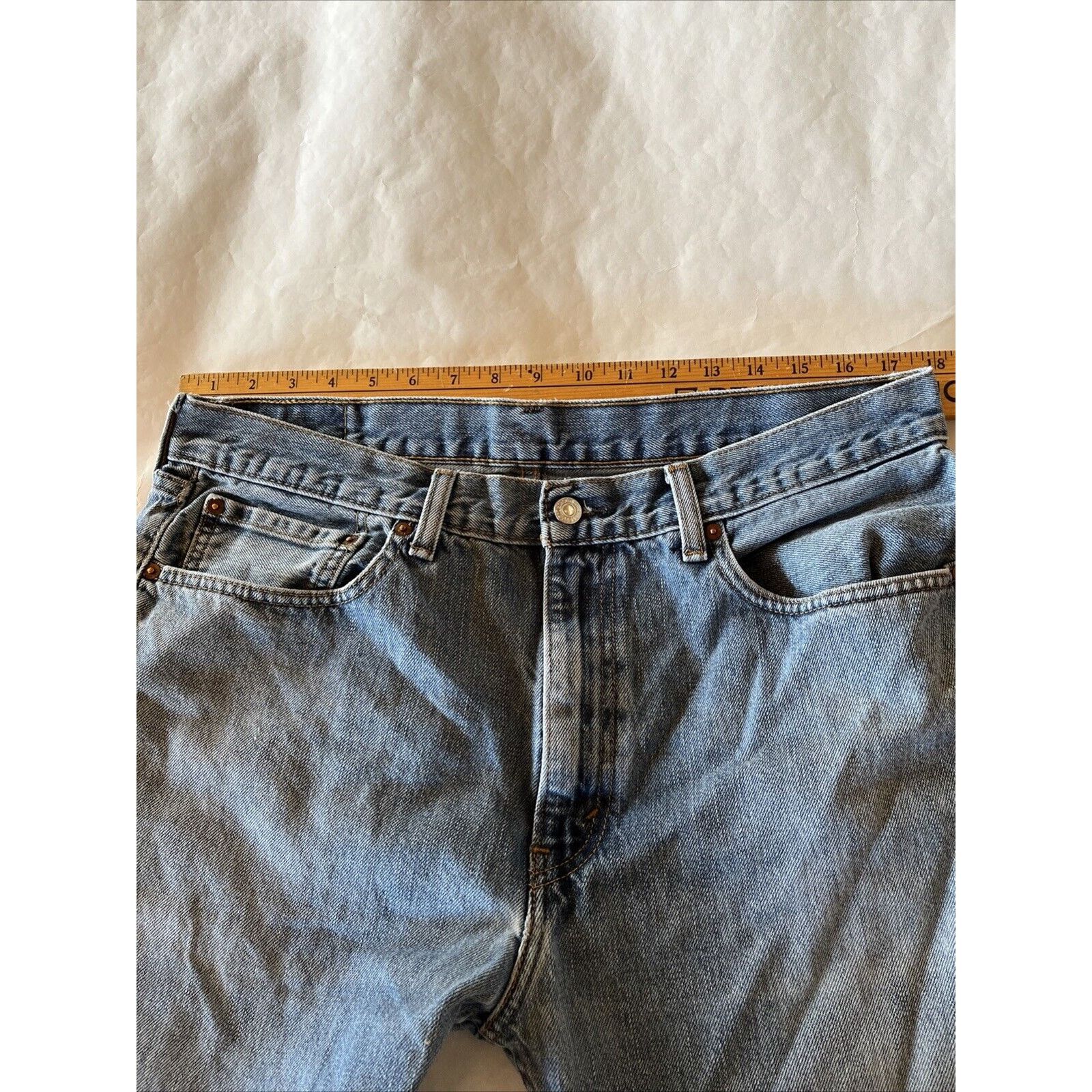 Levi's Levi's 505 Jeans Men's 36x31 Medium Wash Denim Cotton Blue Size US 36 / EU 52 - 3 Thumbnail