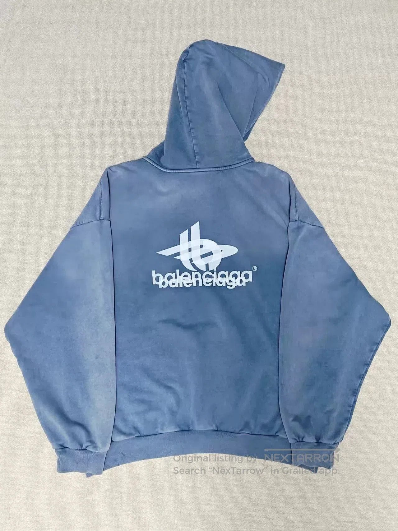Balenciaga balenciaga blue washed oversized hoodie. Size US XXS / EU 40 - 2 Thumbnail