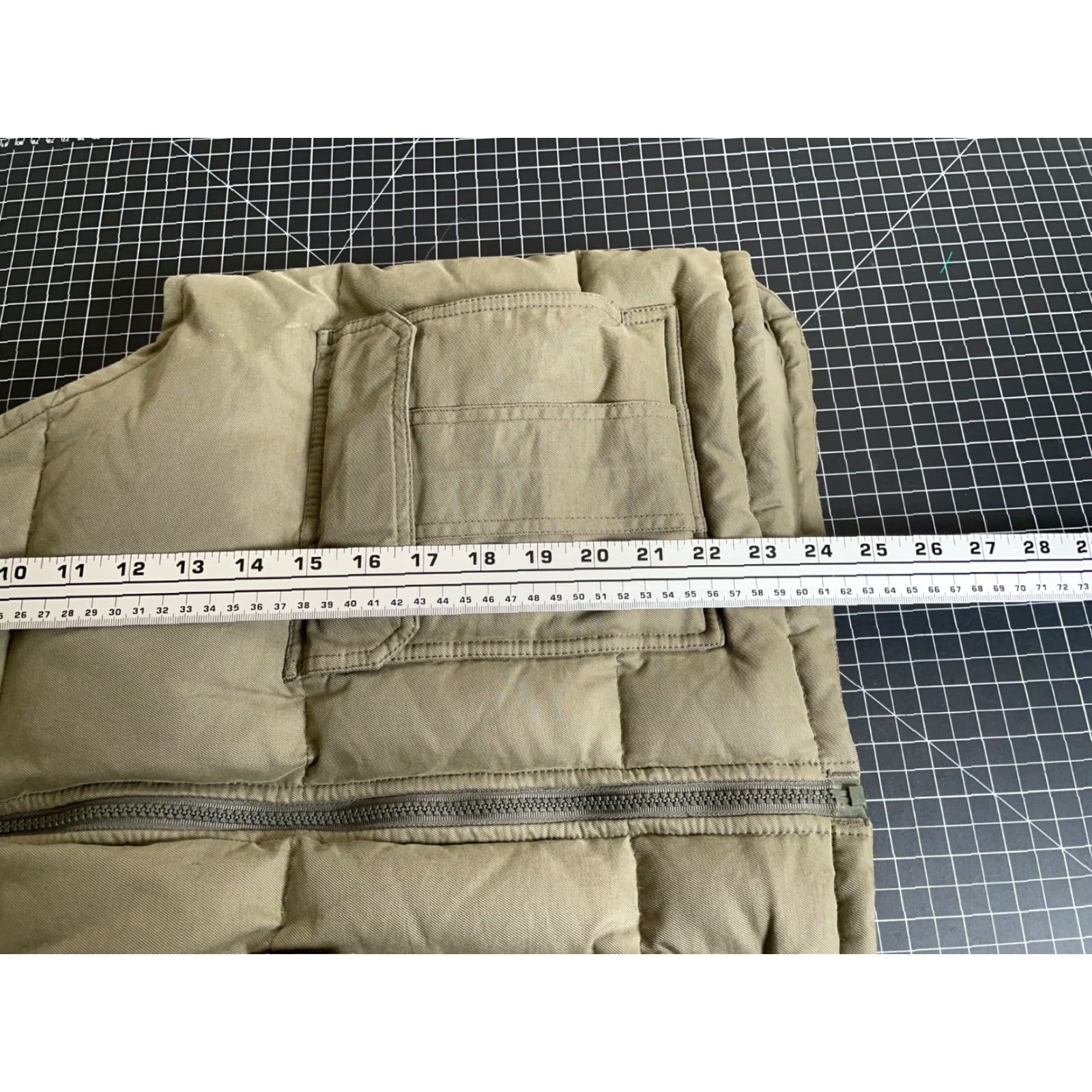 Abercrombie & Fitch VINTAGE Abercrombie & Fitch Goose Down Puffer Vest Adult Large Green Zip Up Standing Collar 90s Nature Hiking Mens Size US L / EU 52-54 / 3 - 6 Thumbnail