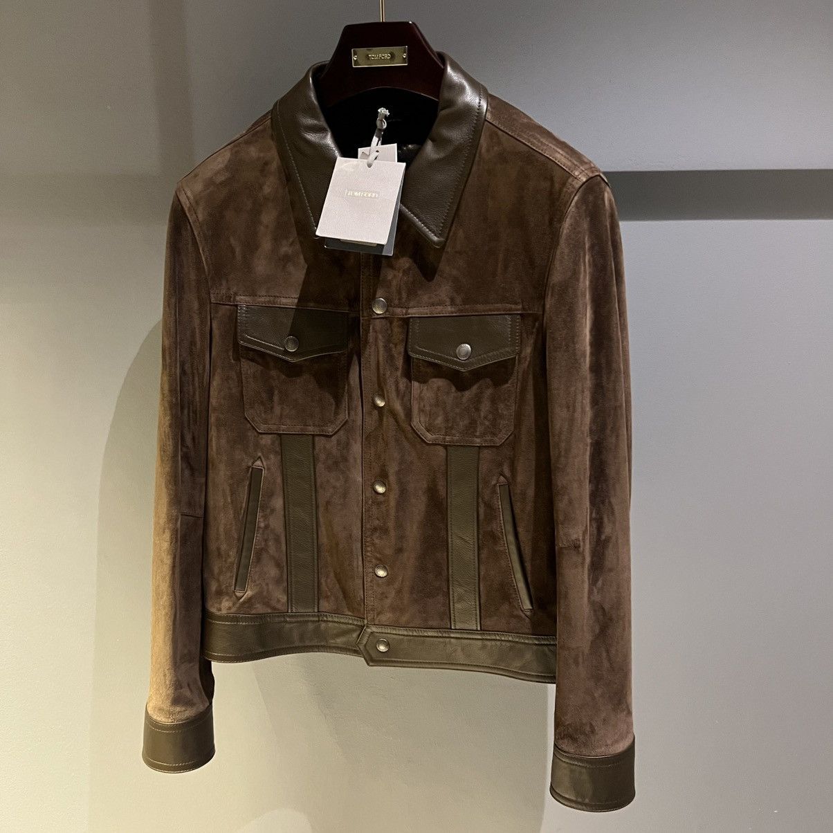 Tom Ford Tom Ford Suede Trucker Jacket in Medium Size US M / EU 48-50 / 2 - 1 Thumbnail