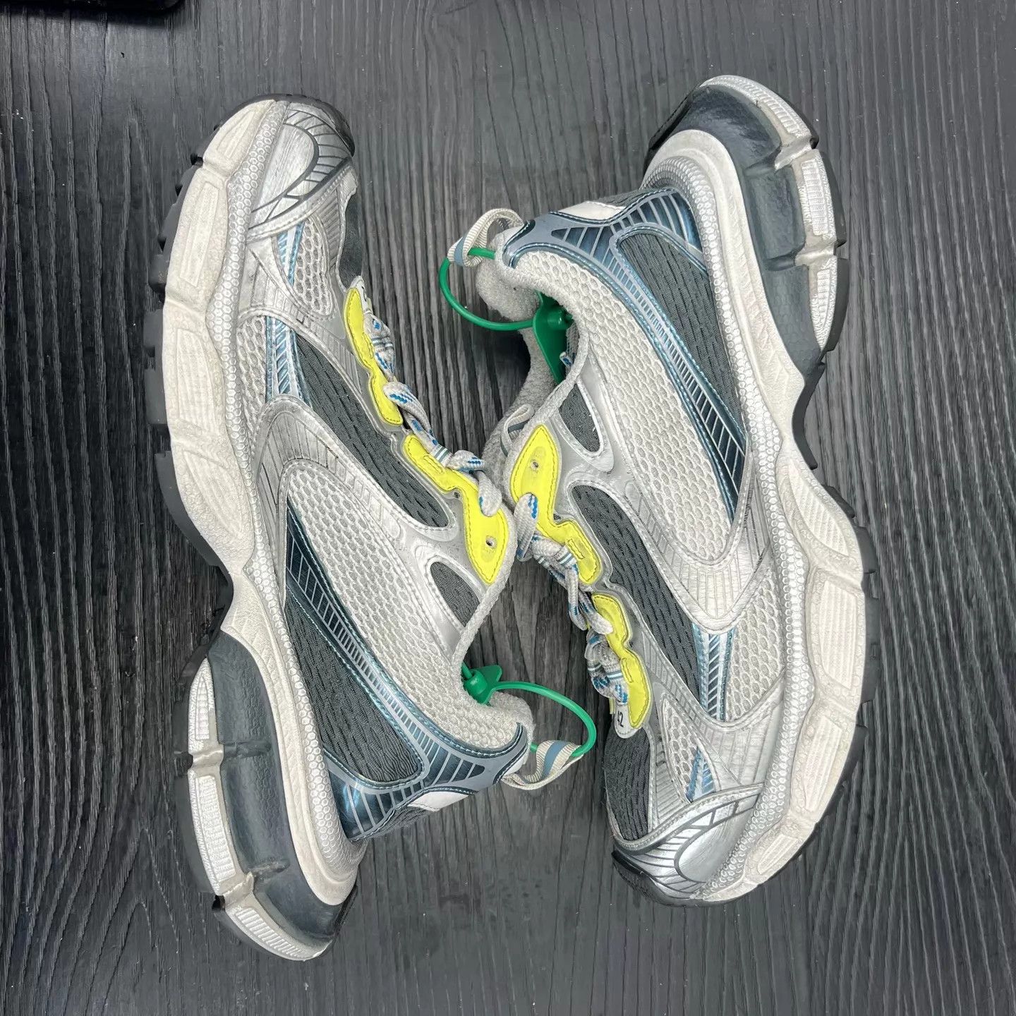 Balenciaga Balenciaga 3xl Gray Blue Size US 9 / EU 42 - 2 Thumbnail
