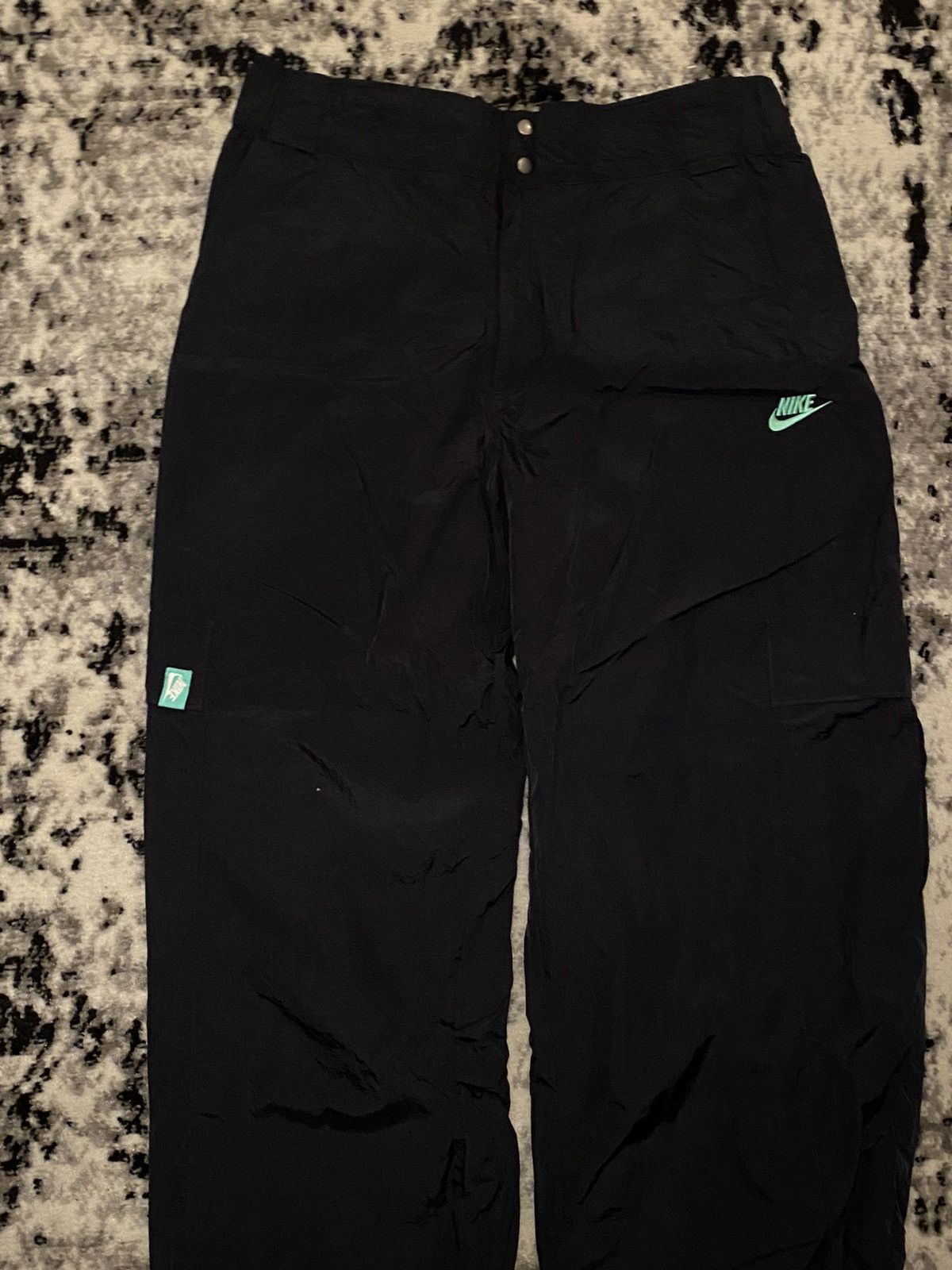 Nike × Vintage Nike Crazy Cargo Pant Baloon Bagy Fit Big Cental Logo Nylon Size US 34 / EU 50 - 3 Thumbnail