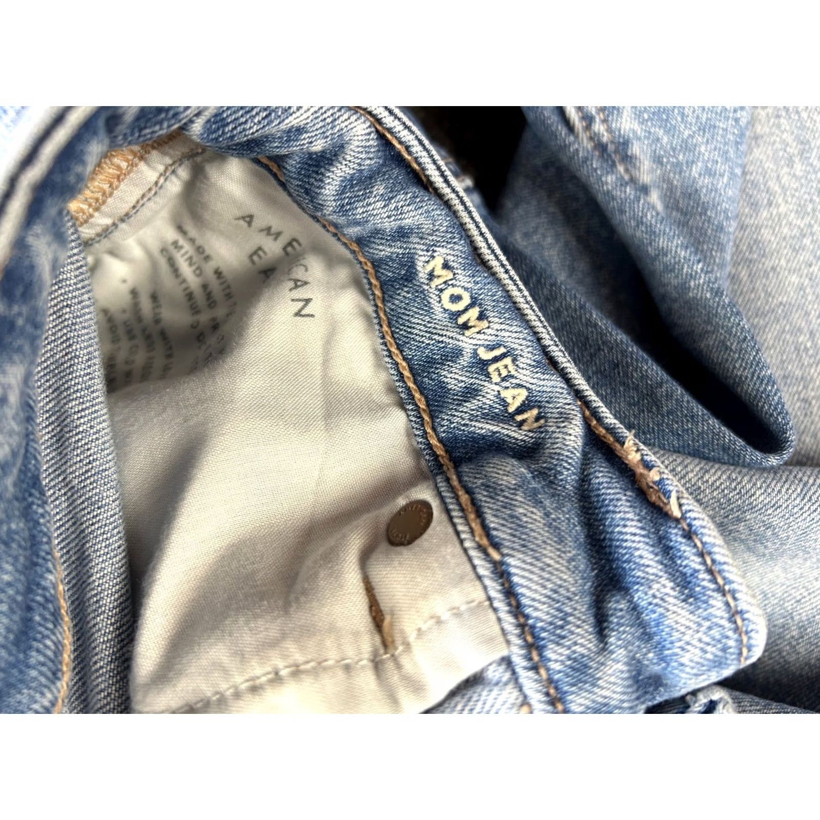 American Eagle Outfitters American Eagle Outfitters Mom Jeans Womens 10 Regular Distressed Stretch Blue Denim Regular Rise 28in 5-Pocket Boots Size 32" / US 10 / IT 46 - 6 Thumbnail