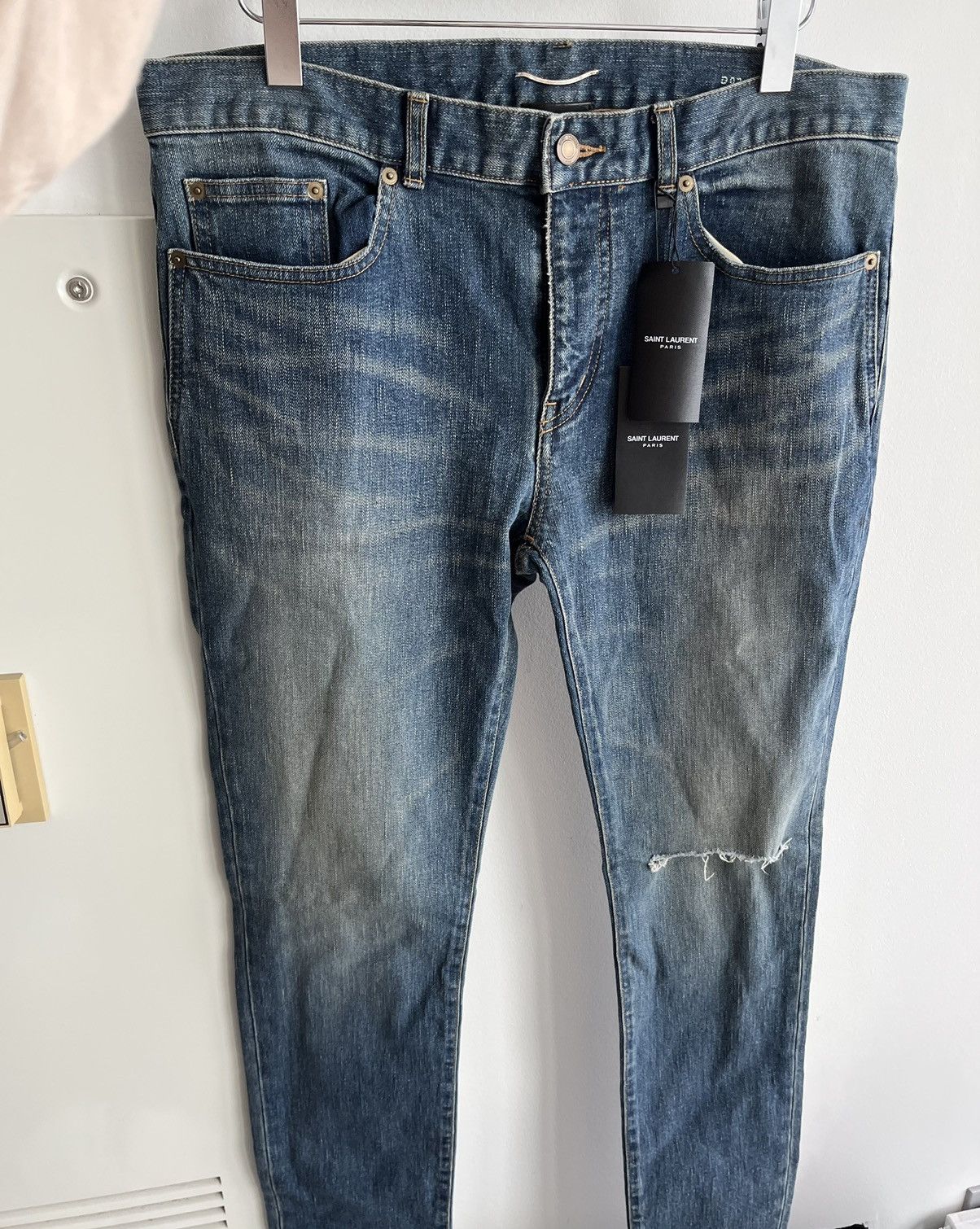Hedi Slimane × Saint Laurent Paris × Yves Saint Laurent Saint Laurent Runway Sold Out Distressed Ripped Denim Jeans Size US 33 - 21 Thumbnail
