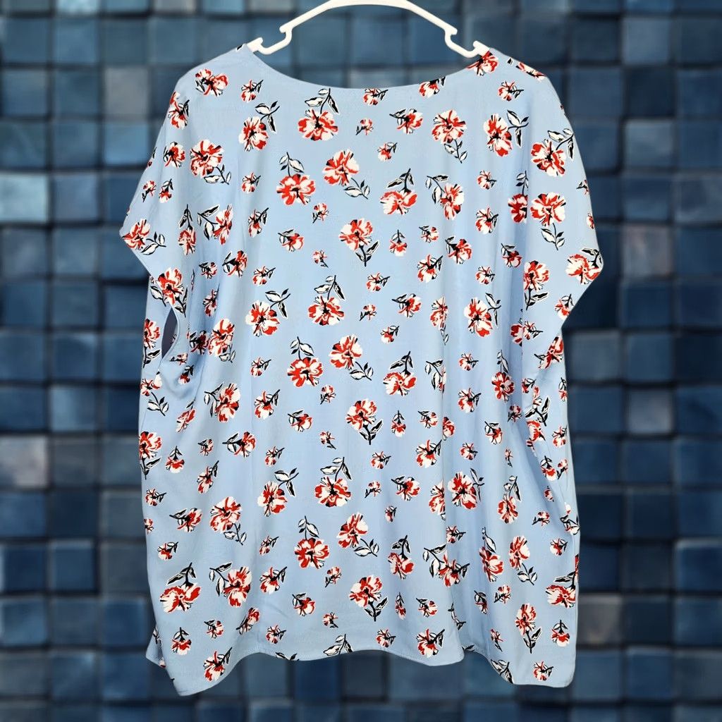 Vintage Hilary Radley Women's Blue Floral Combo Short Sleeve Blouse Size XXL NEW Size XXL / US 16-18 / IT 52-54 - 1 Thumbnail