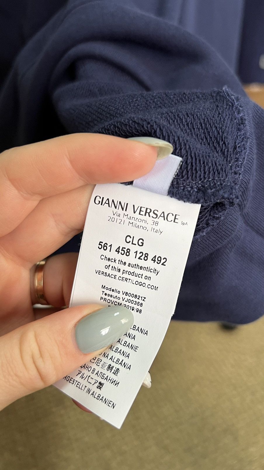 Versace Vintage Versace Collection Basic Sweatshirt Big Logo Medusa Size US M / EU 48-50 / 2 - 13 Thumbnail