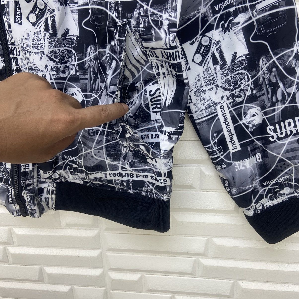 Japanese Brand Japanese Brand Surf Independence Full Print Bomber Style Size US M / EU 48-50 / 2 - 10 Thumbnail