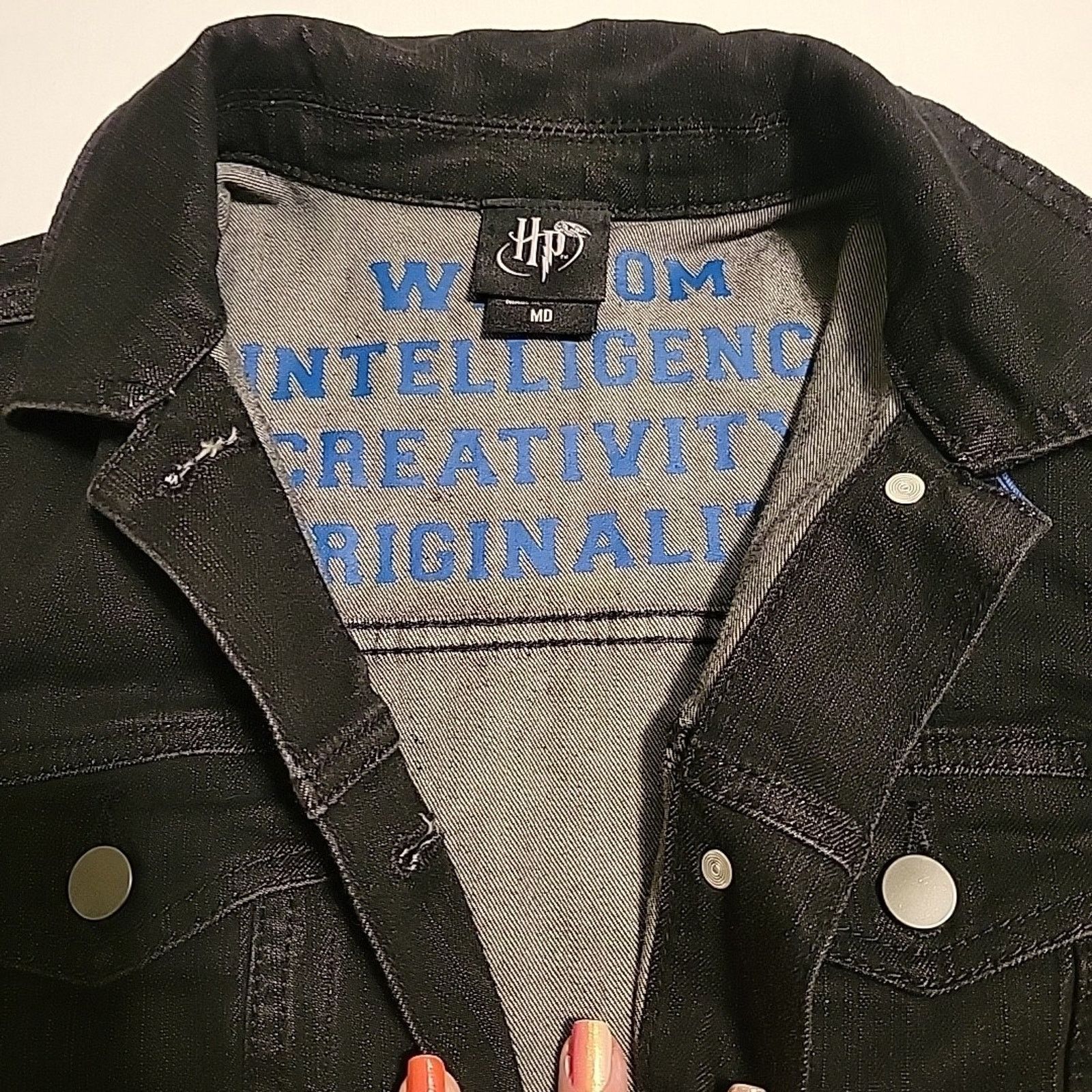 UNIVERSAL PRODUCTS. Harry Potter RavenClaw Denim Trucker Jacket SZ Medium Black Size M / US 6-8 / IT 42-44 - 4 Thumbnail