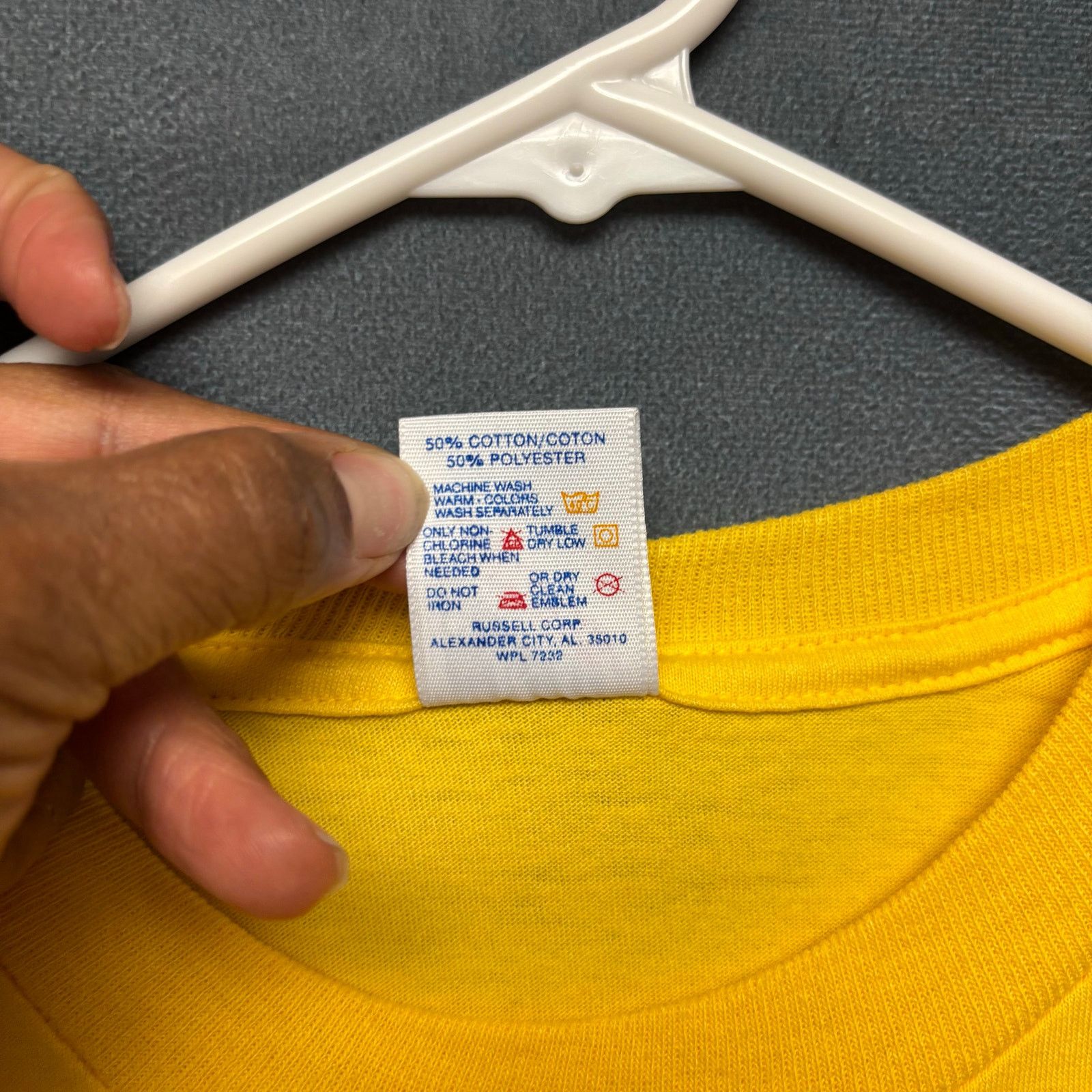 Jerzees Vintage Jerzees 50/50 Yellow T-Shirt XL USA Made Russell Co Size US XL / EU 56 / 4 - 4 Thumbnail