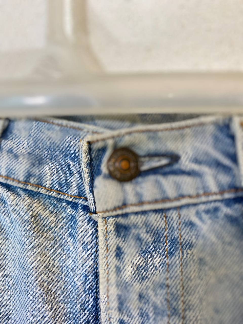 Levi's vintage levis 505 light wash denim nice design Size US 31 - 10 Thumbnail