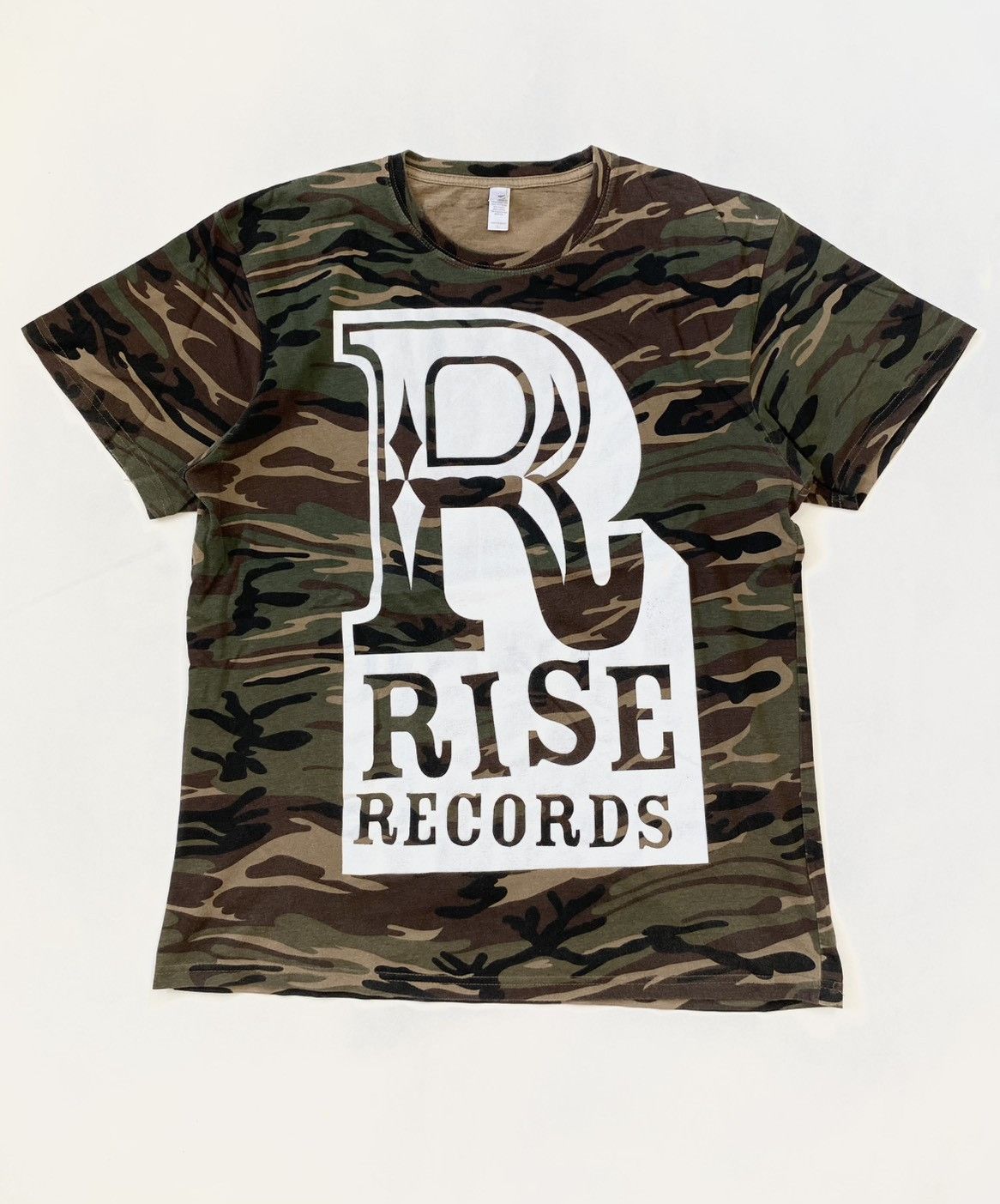 Band Tees Vintage Y2K Rise Records graphic Tee Size US L / EU 52-54 / 3 - 1 Thumbnail