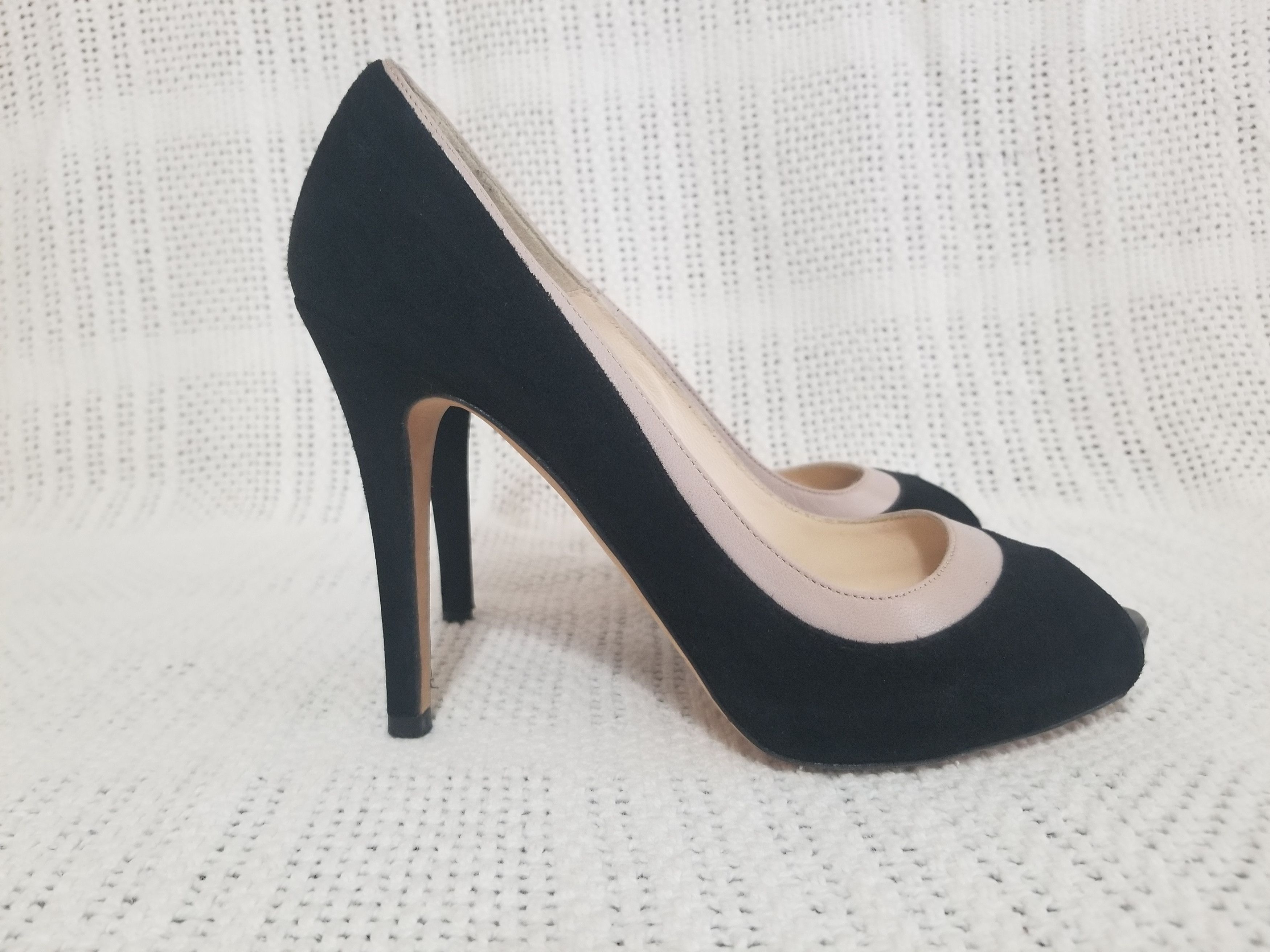 LK Bennett peeptoe open toe Size US 7 / IT 37 - 2 Thumbnail