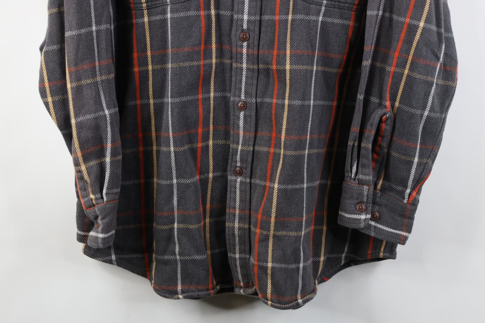Vintage Vintage 90s Streetwear Heavyweight Flannel Button Shirt Size US L / EU 52-54 / 3 - 3 Thumbnail