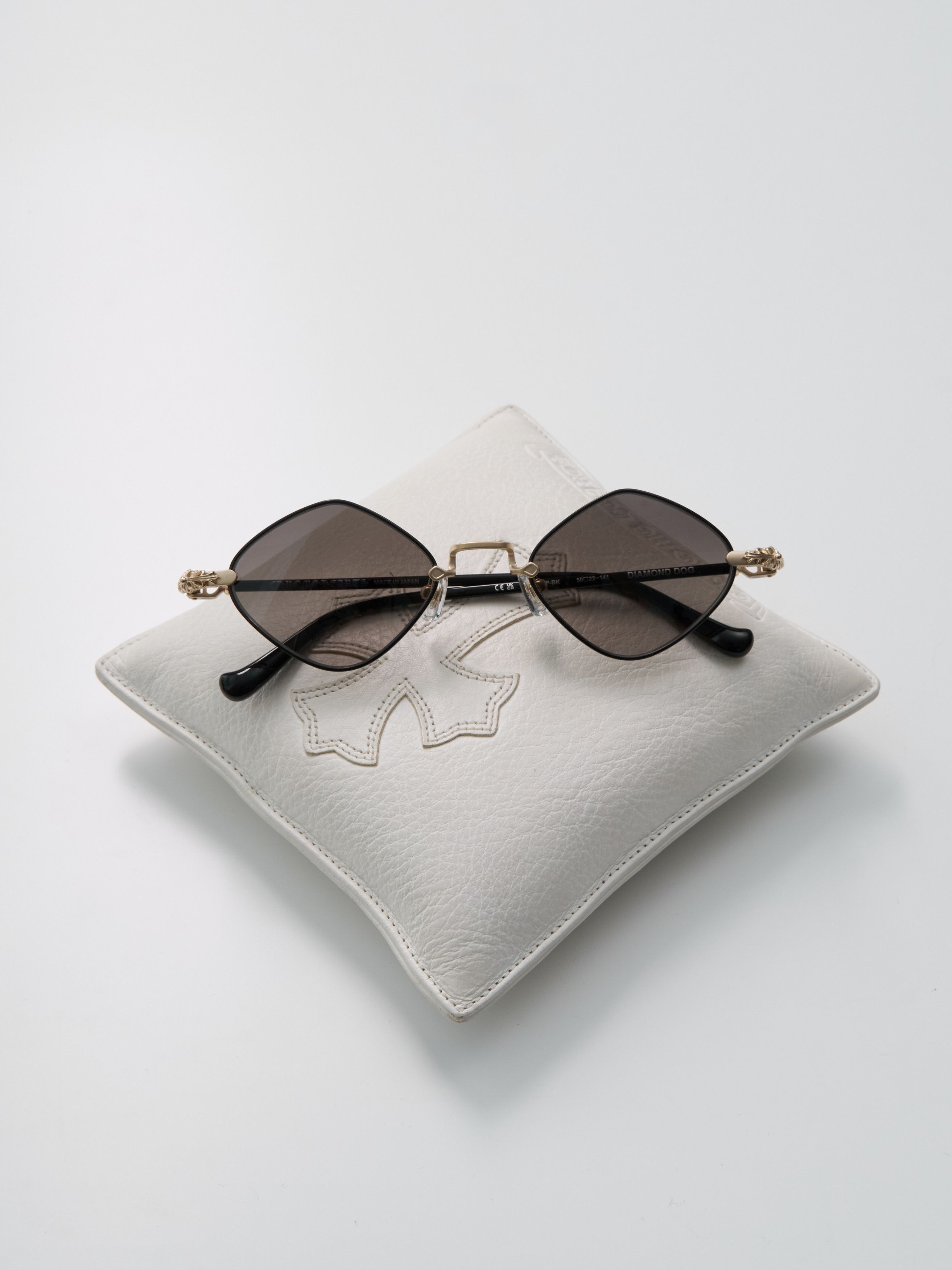 Chrome Hearts CHROME HEARTS DIAMOND DOG Matte Black/Matte Gold PlatedBlack Size ONE SIZE - 5 Thumbnail