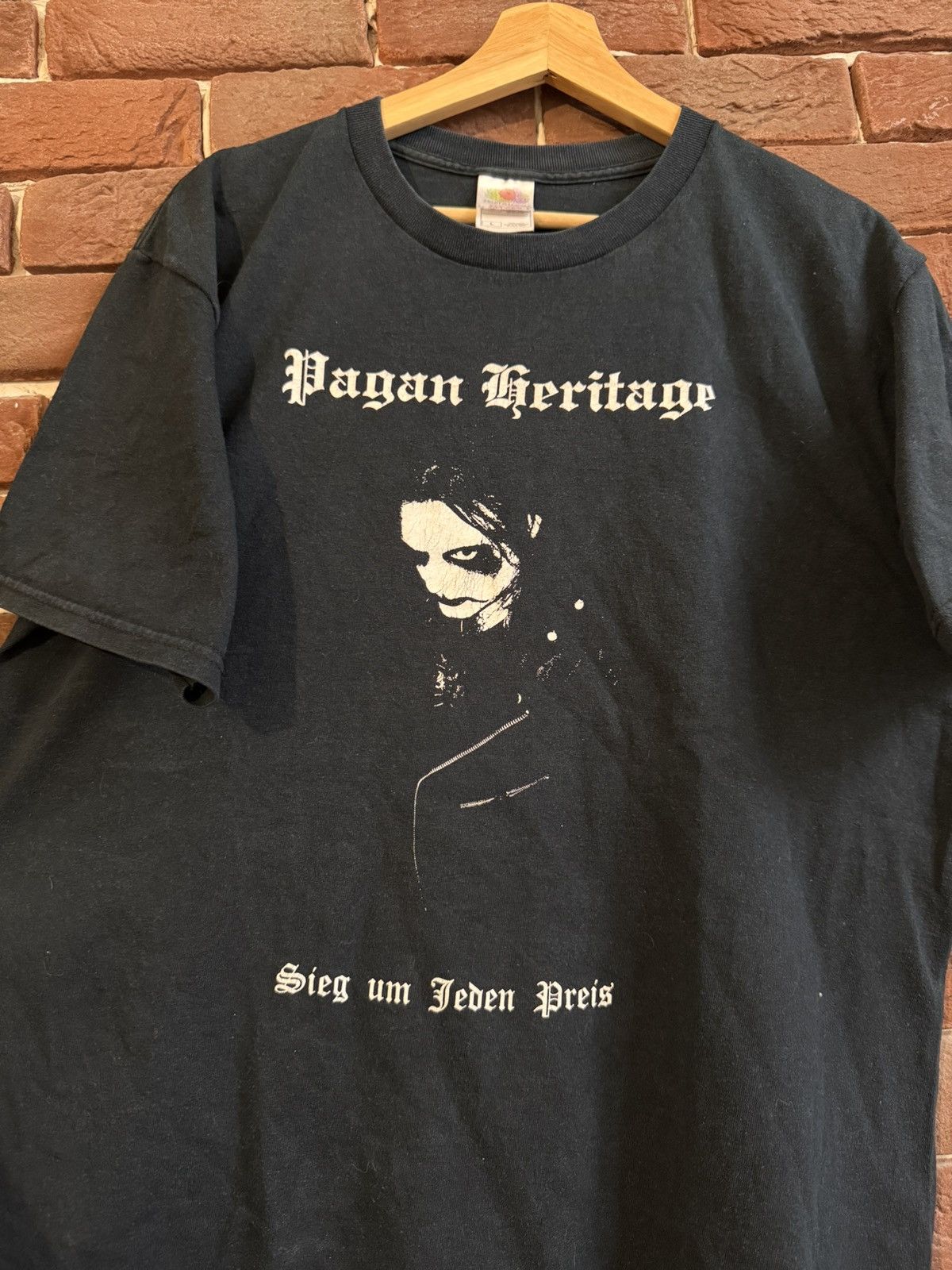 Band Tees Rare Vintage 00s Pagan Heritage Sieg Um Black Metal Tshirt L Size US L / EU 52-54 / 3 - 2 Thumbnail