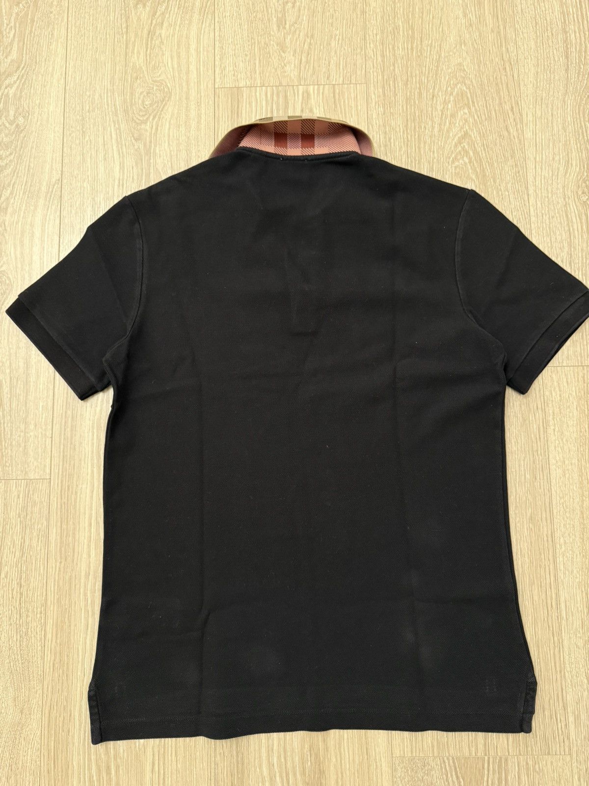 Burberry Burberry Tshirt Black Size US XS / EU 42 / 0 - 4 Thumbnail